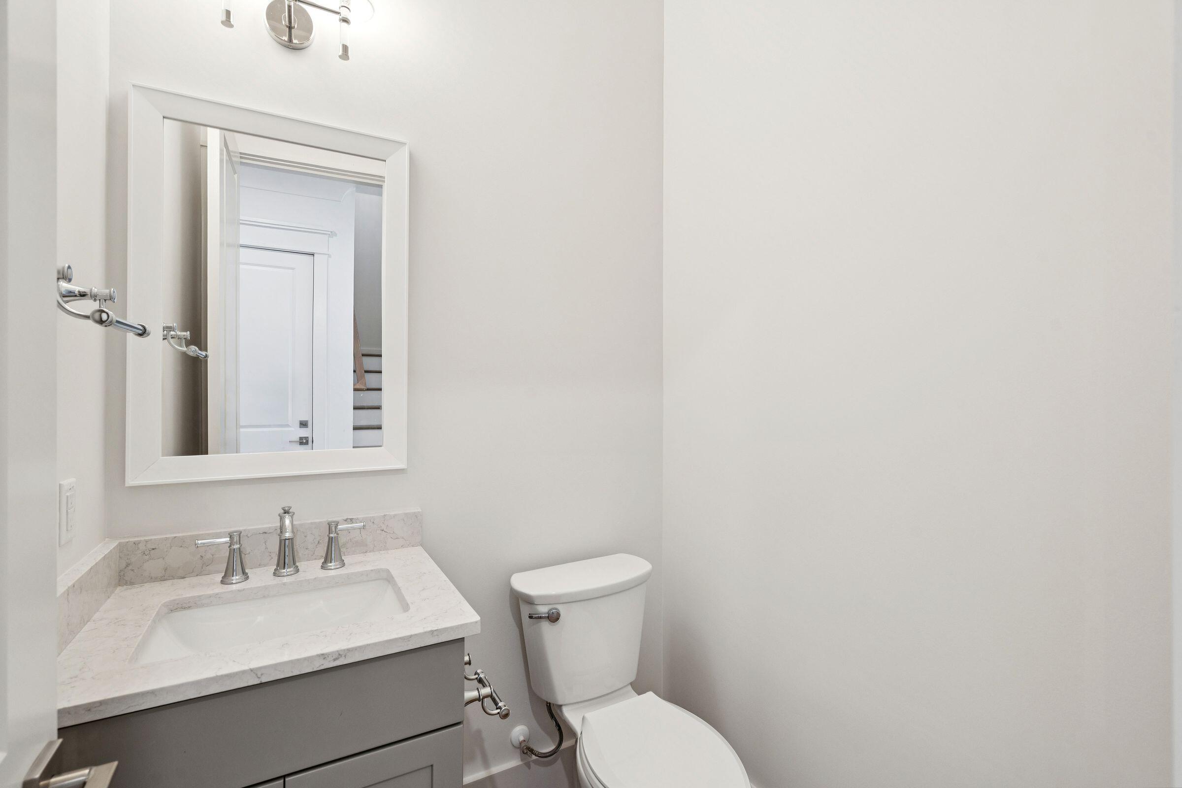 3887 Moss Pointe Court