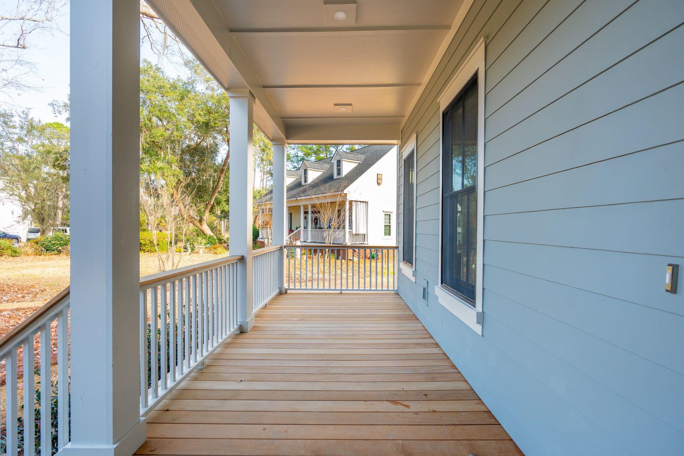 3887 Moss Pointe Court
