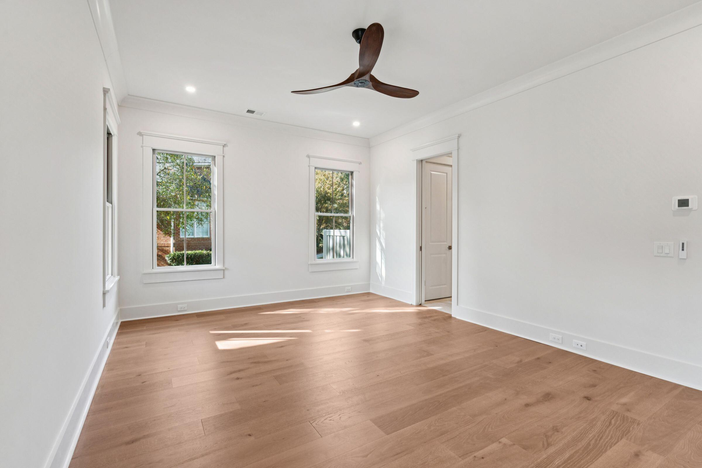 3887 Moss Pointe Court