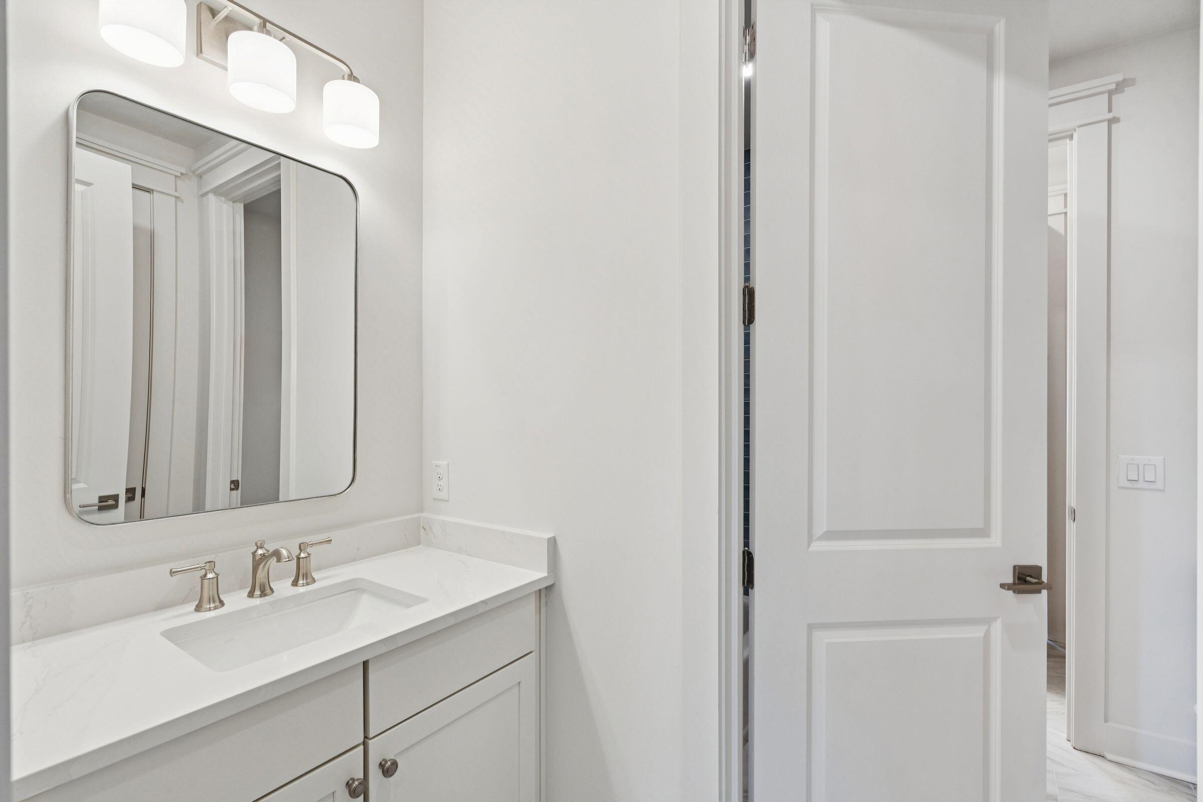 3887 Moss Pointe Court