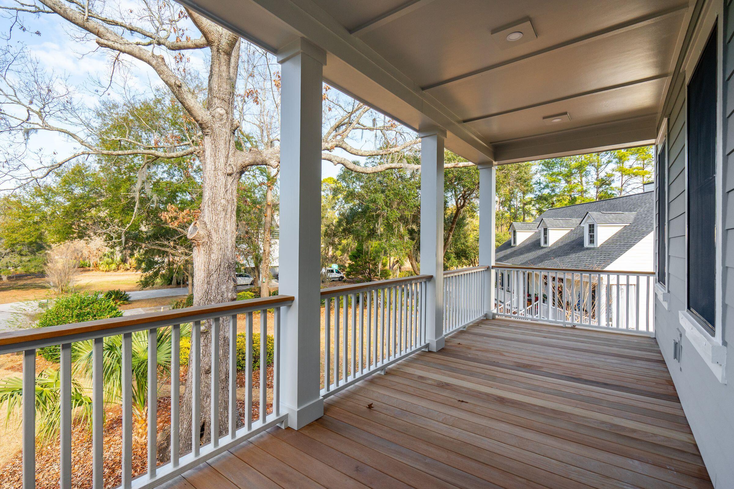 3887 Moss Pointe Court