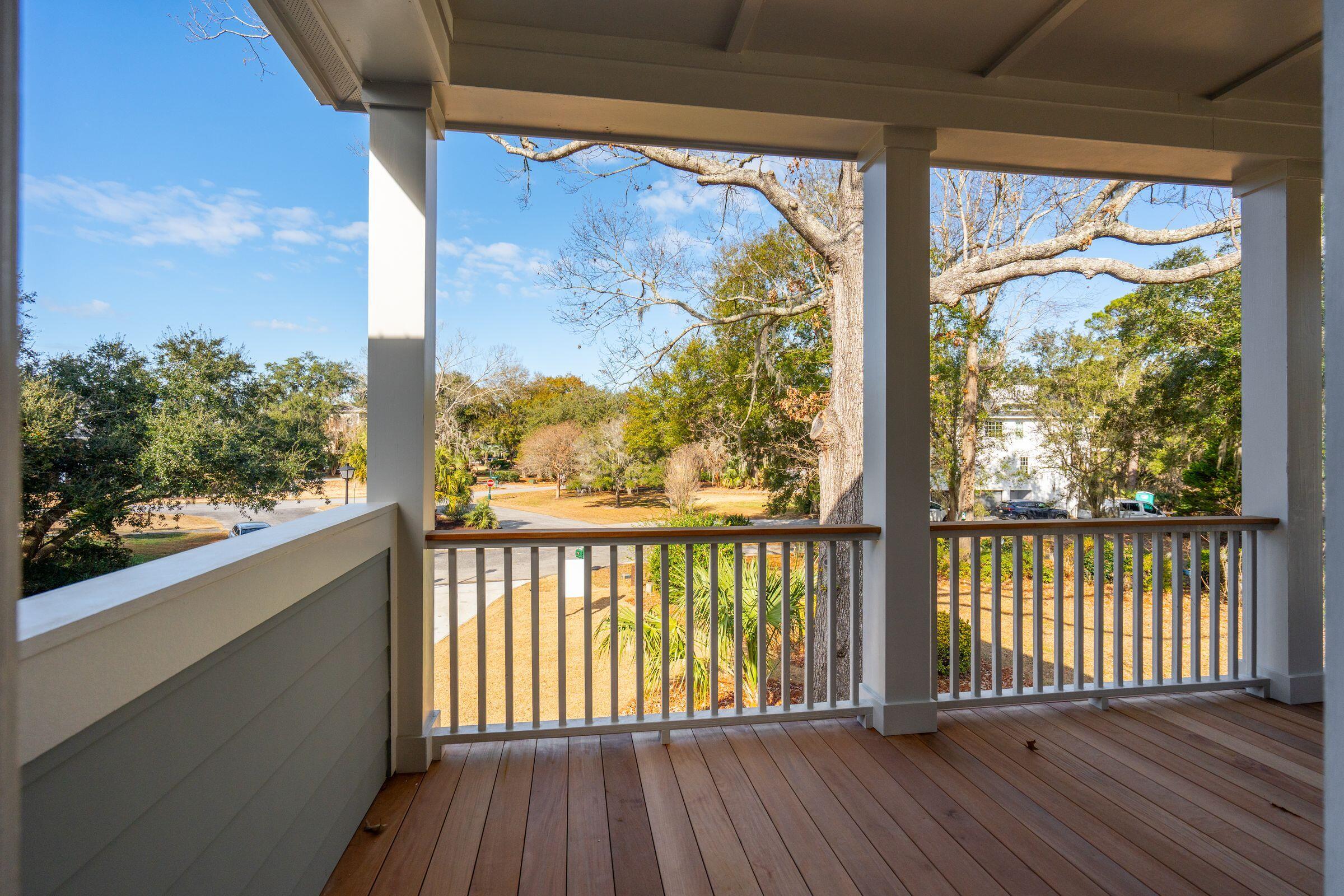 3887 Moss Pointe Court