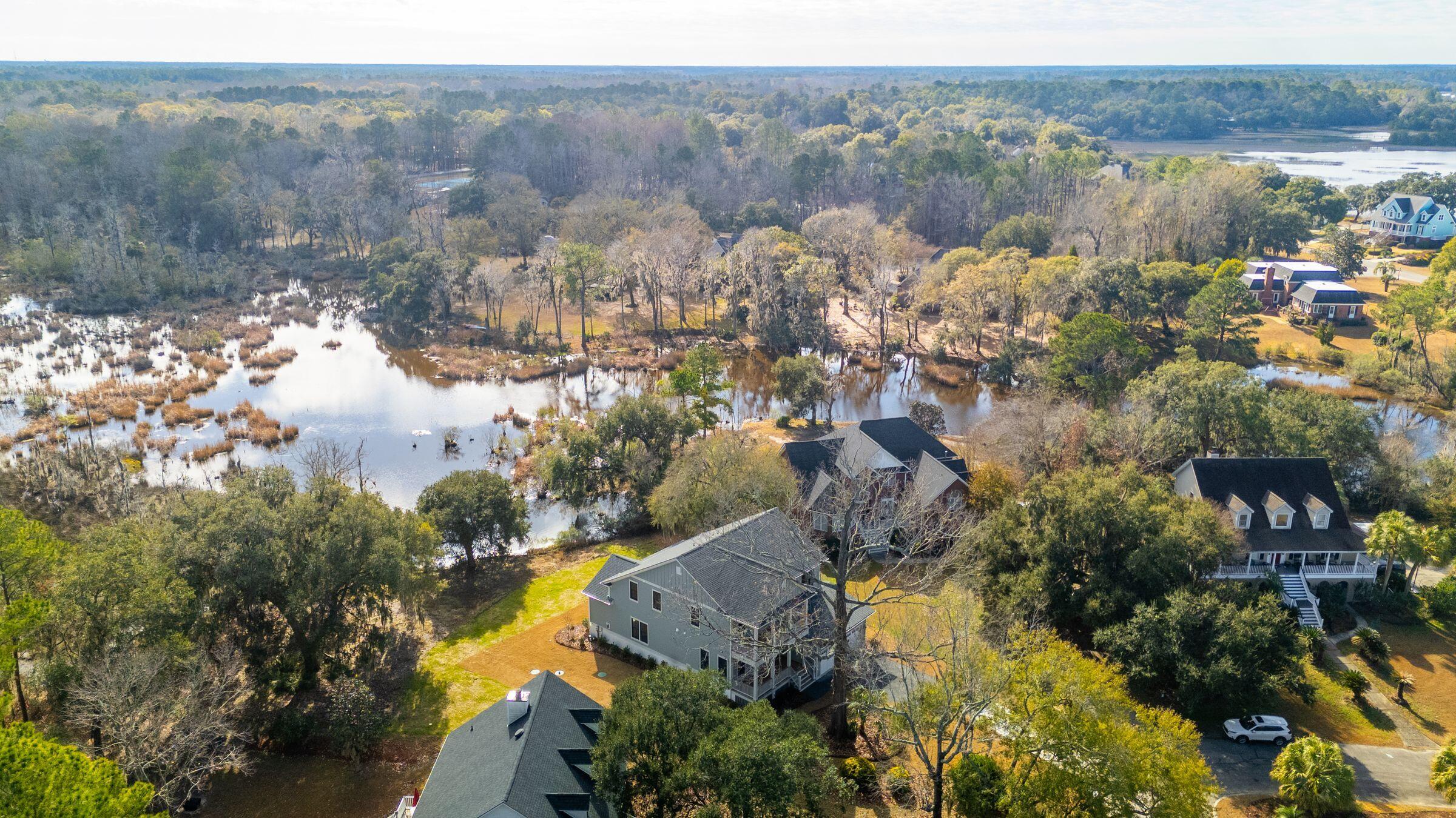 3887 Moss Pointe Court