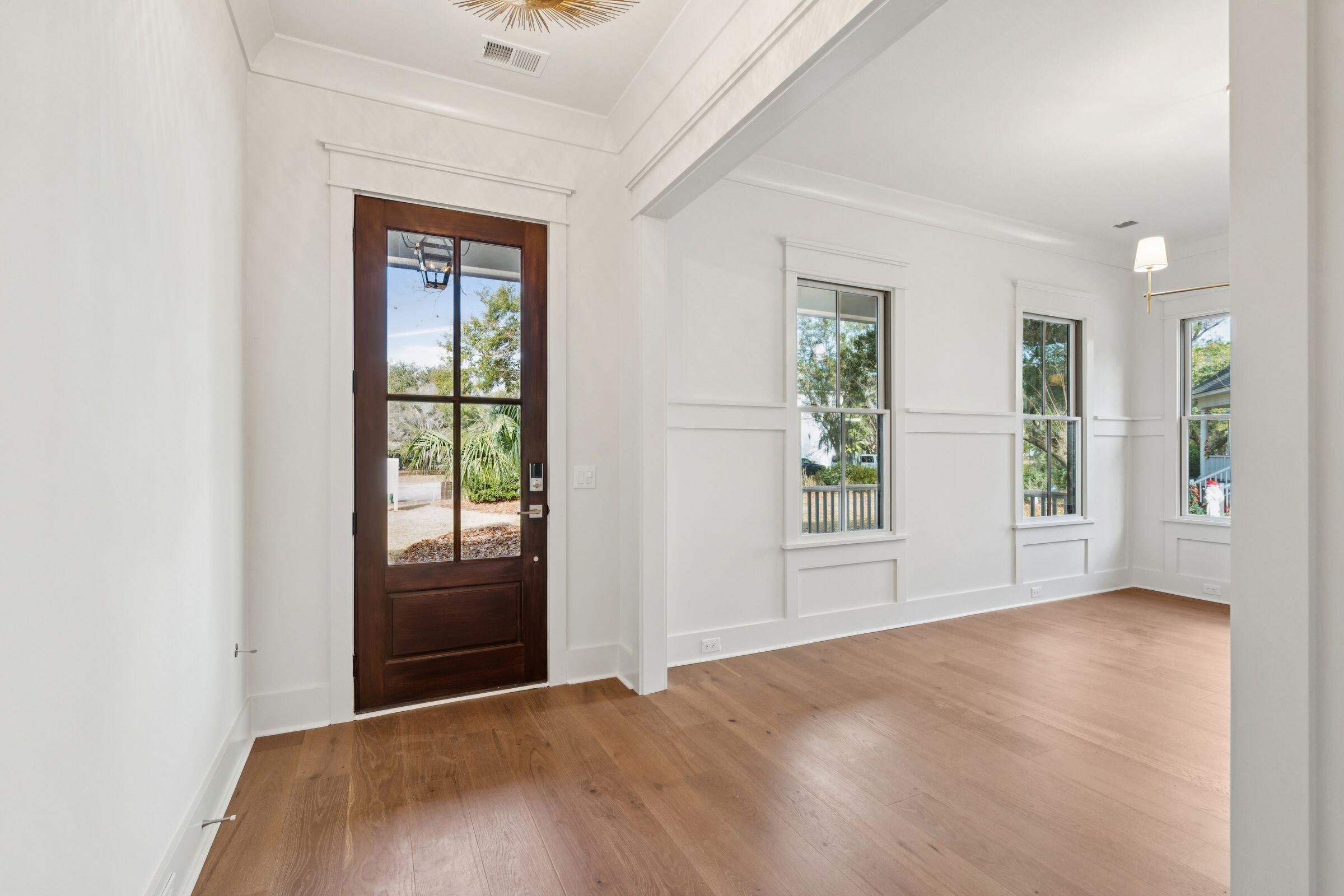 3887 Moss Pointe Court