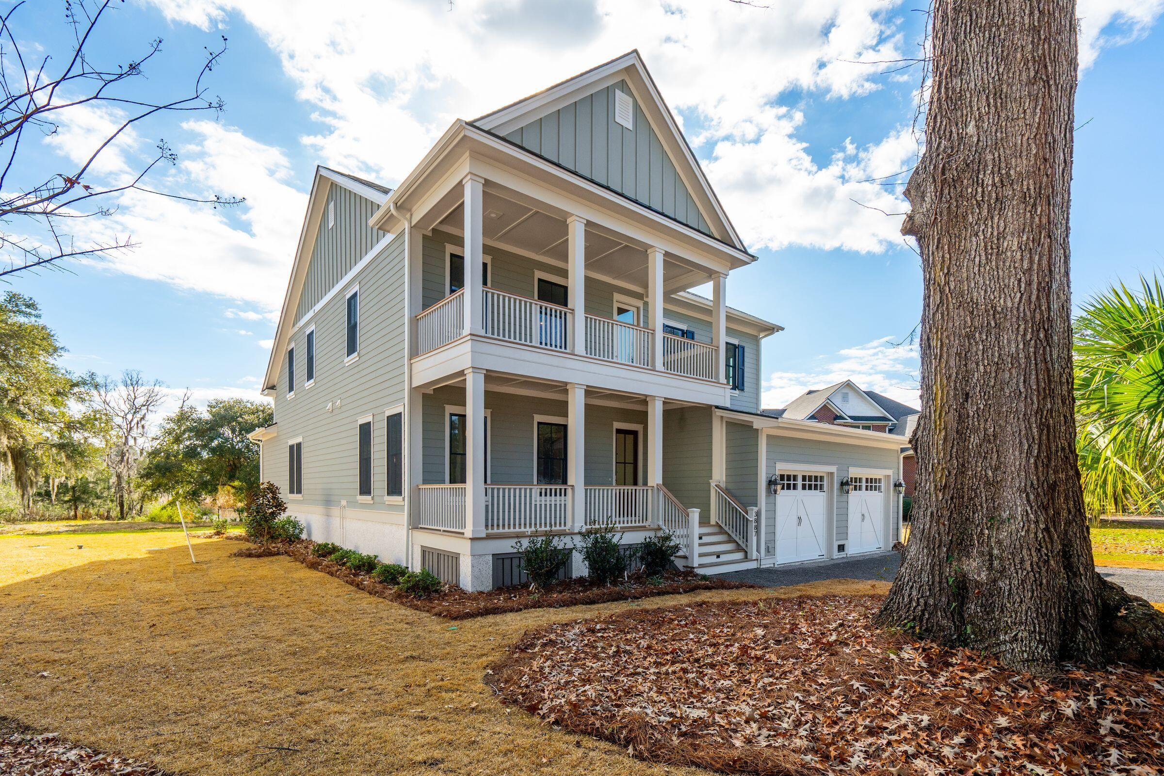 3887 Moss Pointe Court
