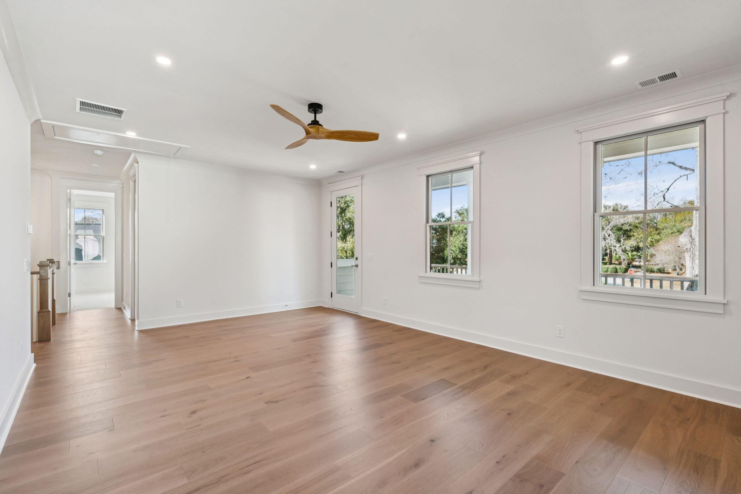 3887 Moss Pointe Court