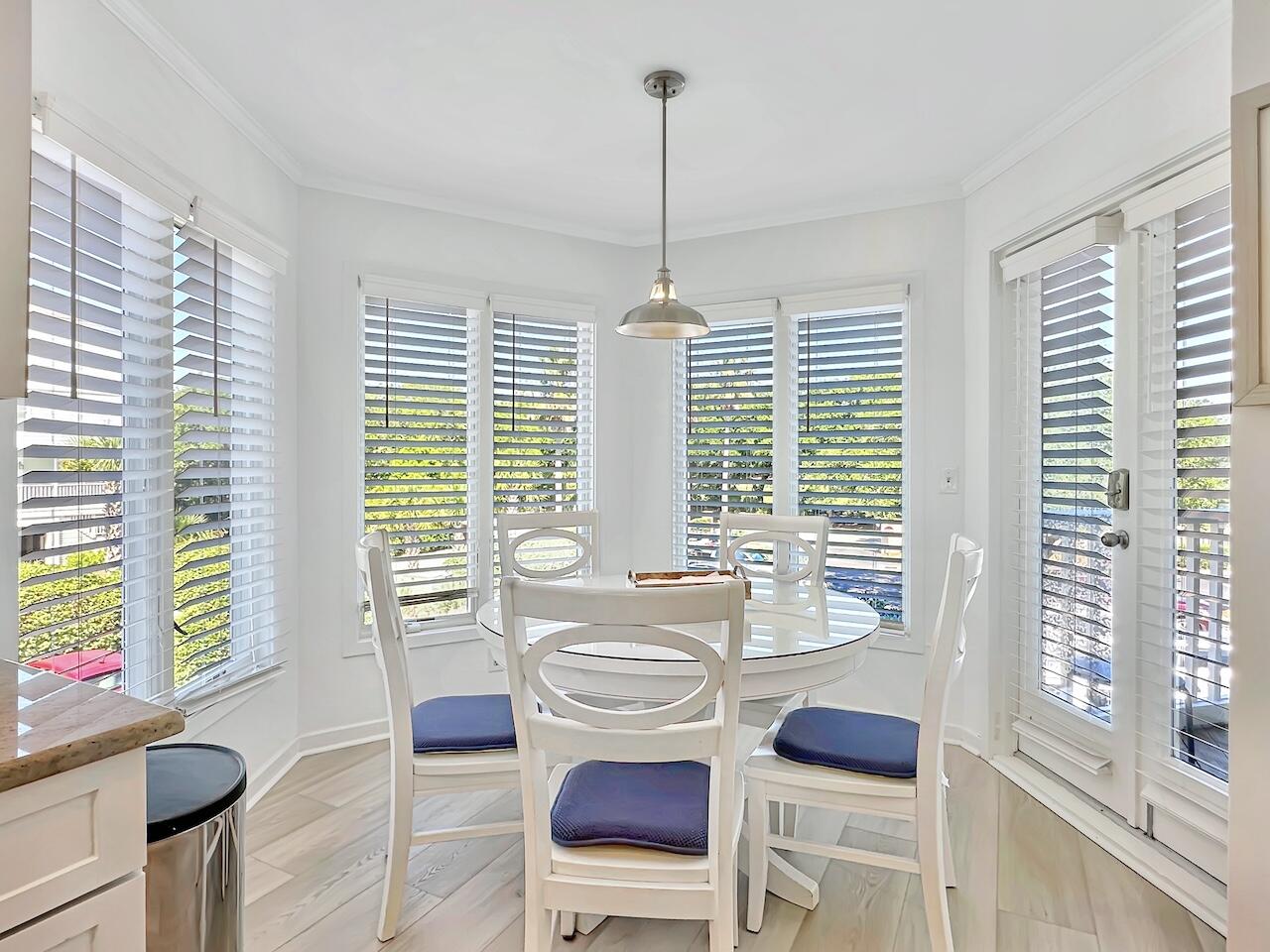 8500 Palmetto Drive # H Unit: 201 H