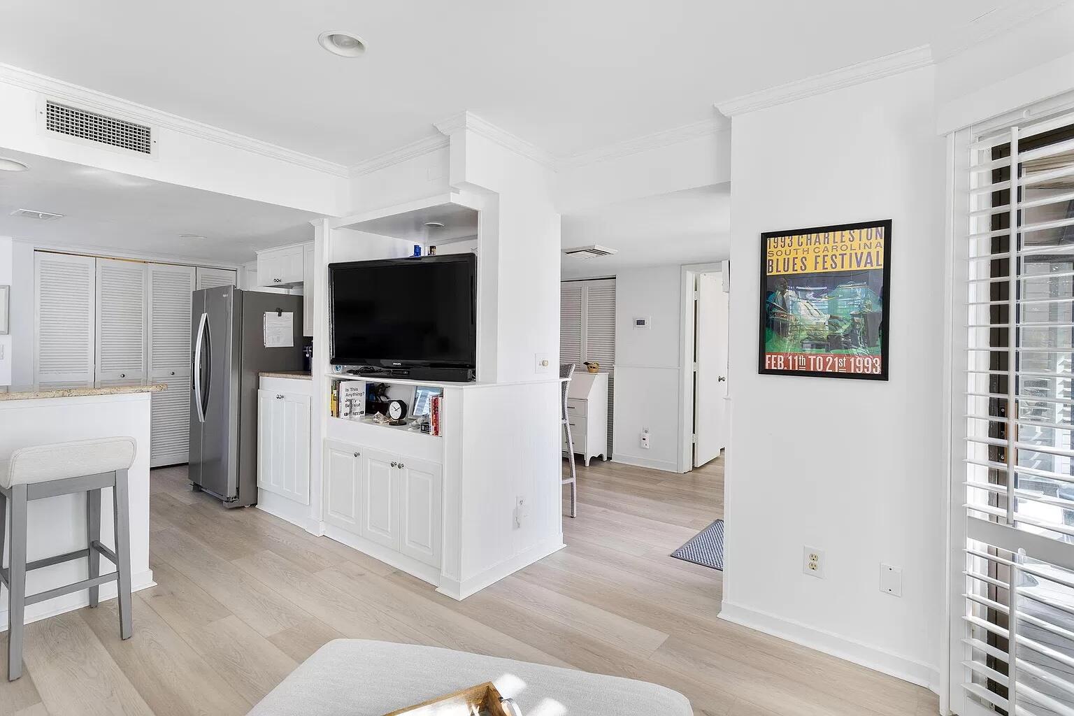 8500 Palmetto Drive # H Unit: 201 H