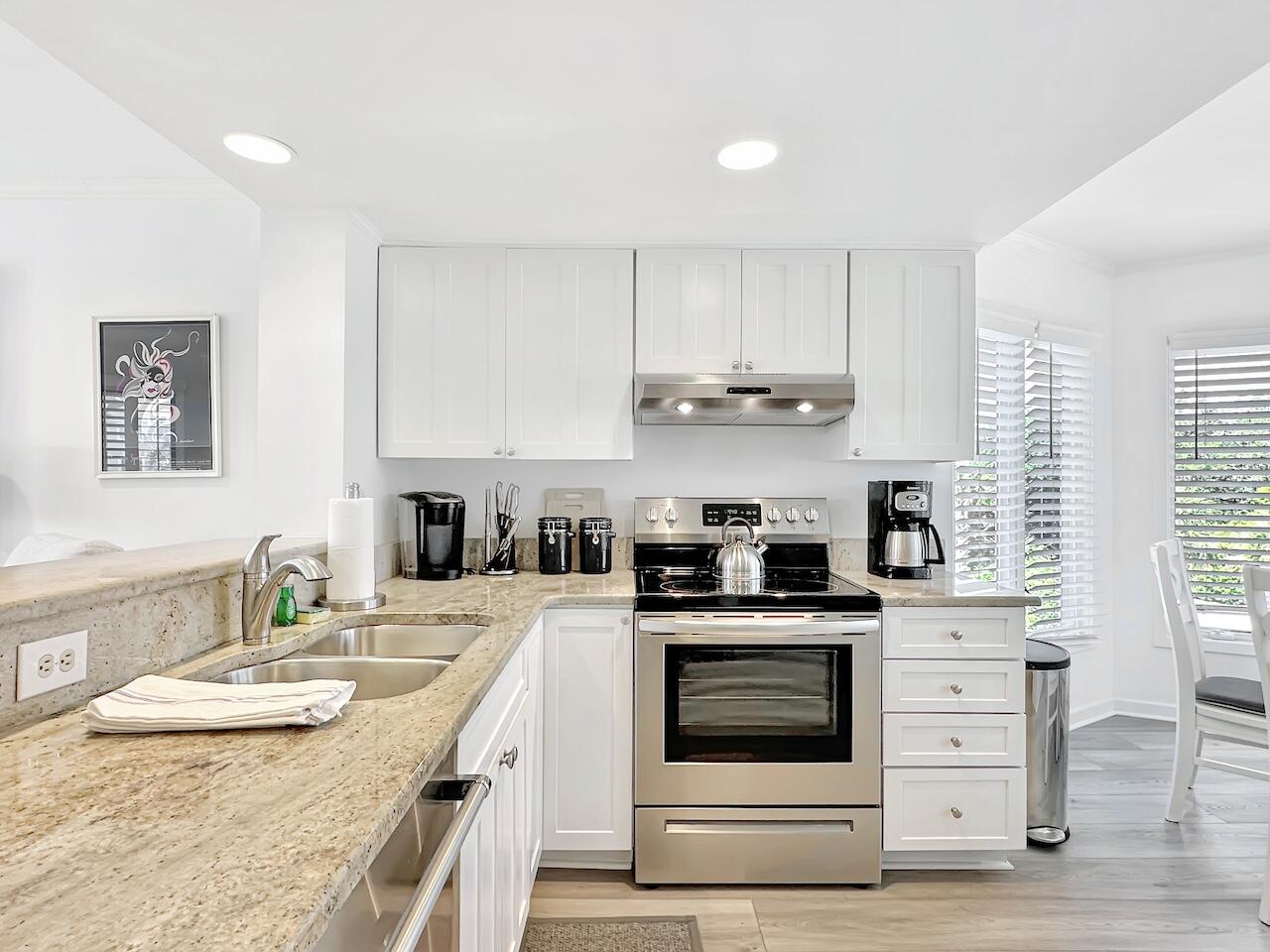 8500 Palmetto Drive # H Unit: 201 H