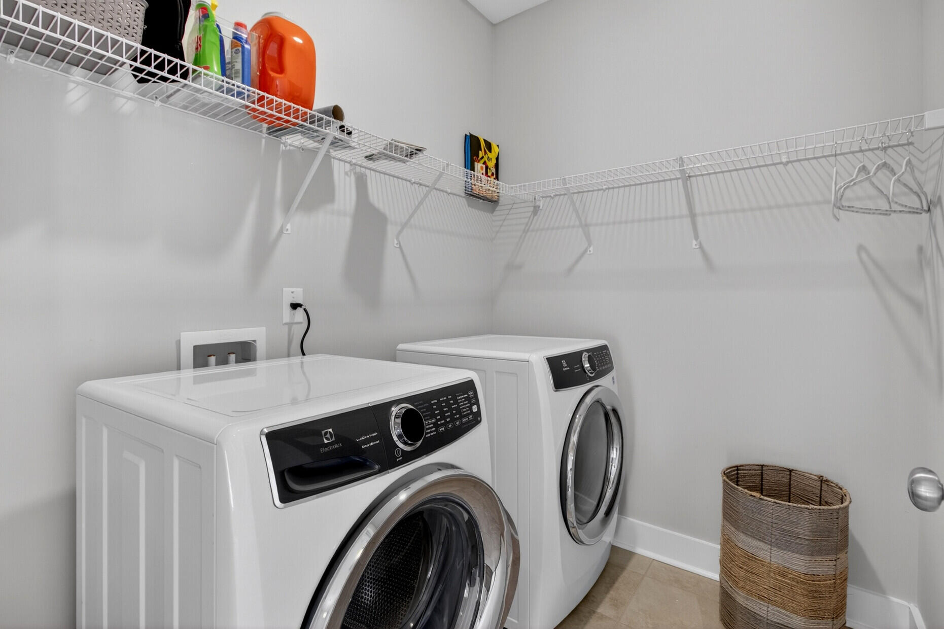 3542 Crosstrees Lane