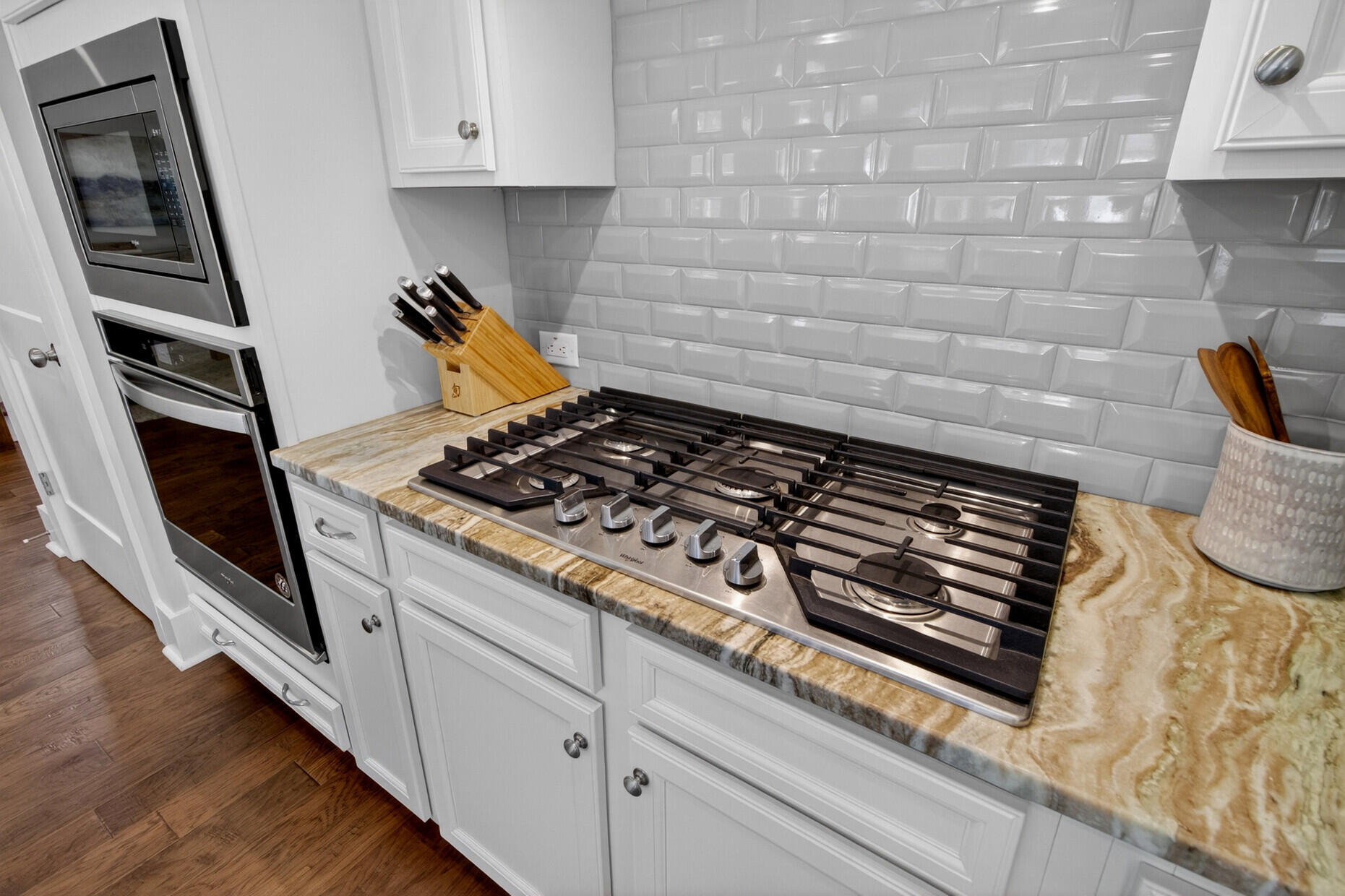 3542 Crosstrees Lane