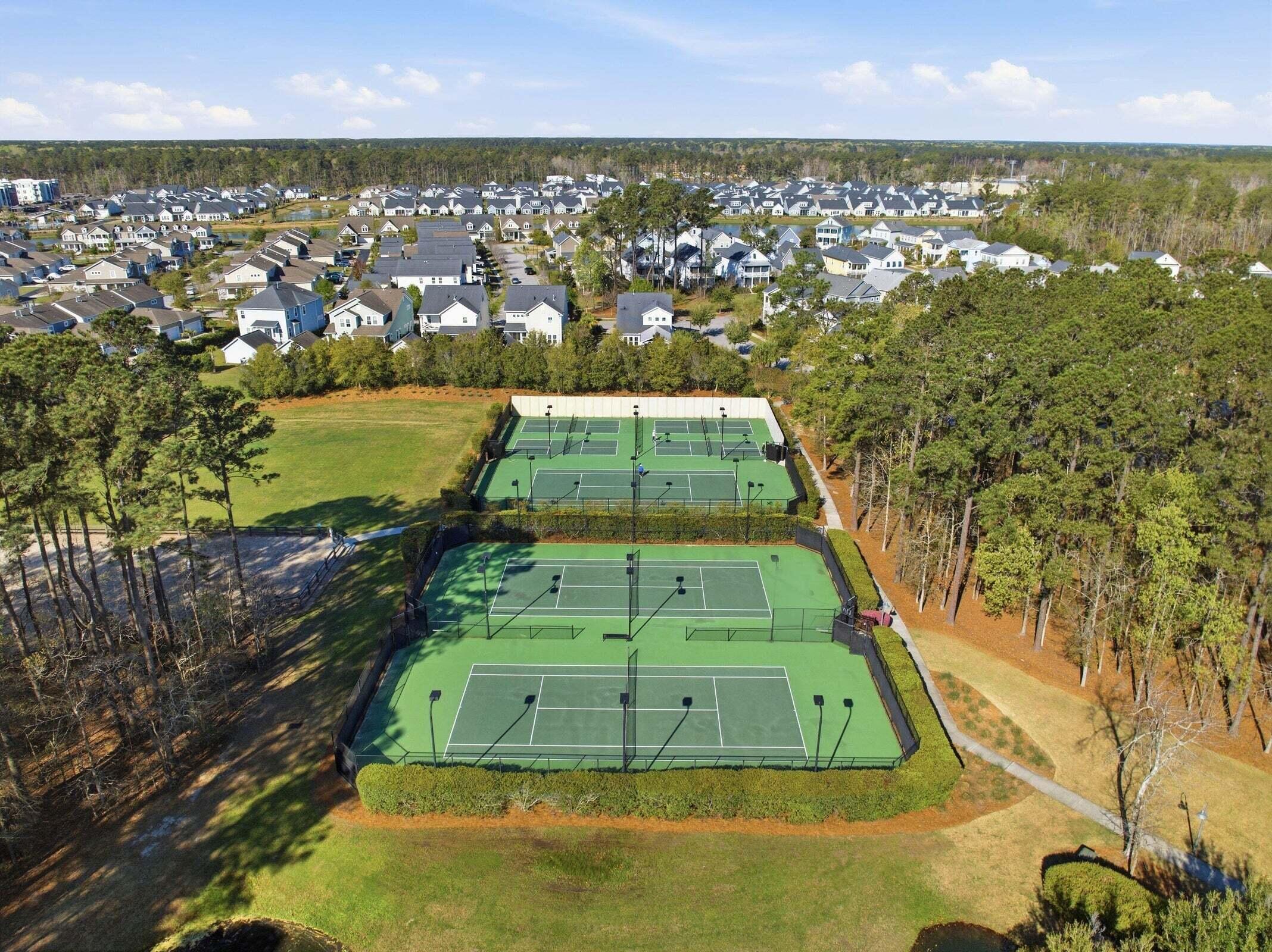 3542 Crosstrees Lane