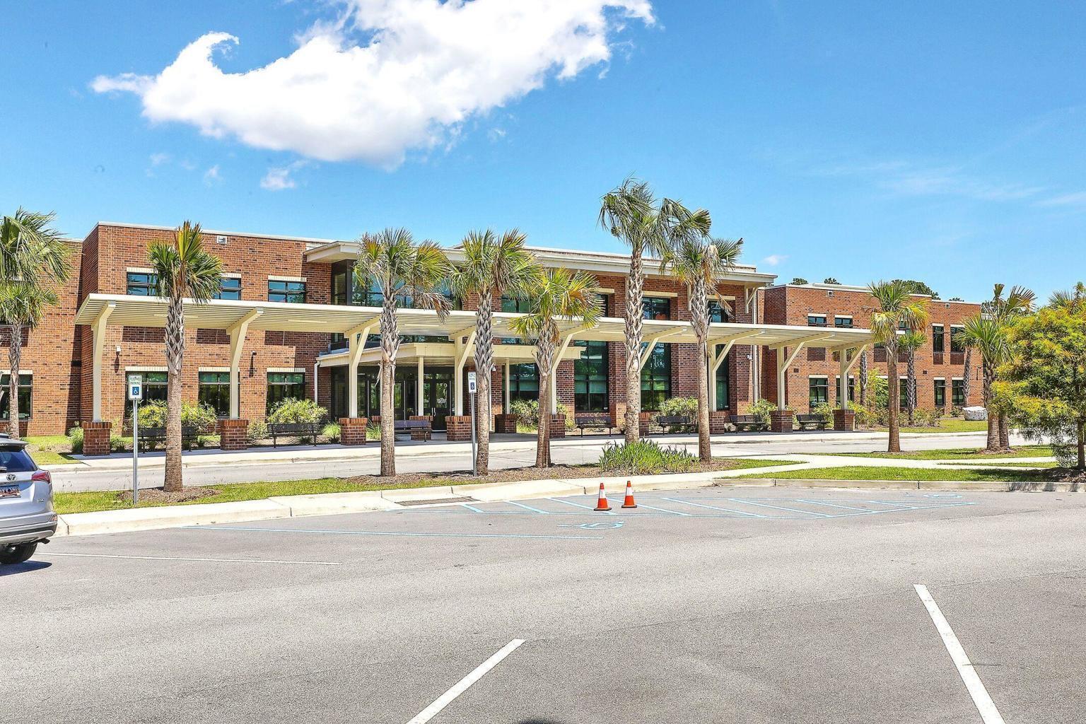 3542 Crosstrees Lane