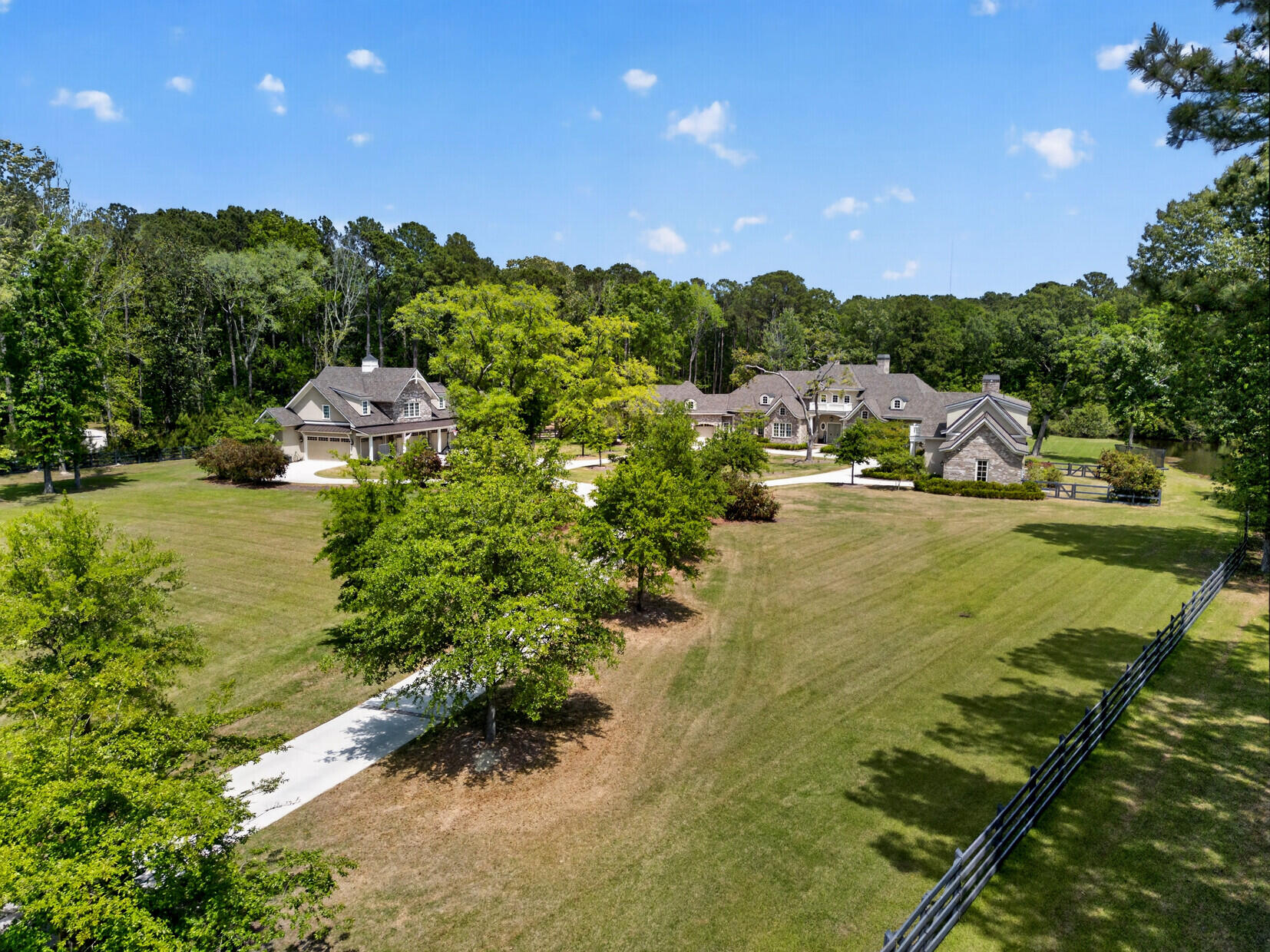 1484 Old Rosebud Trail