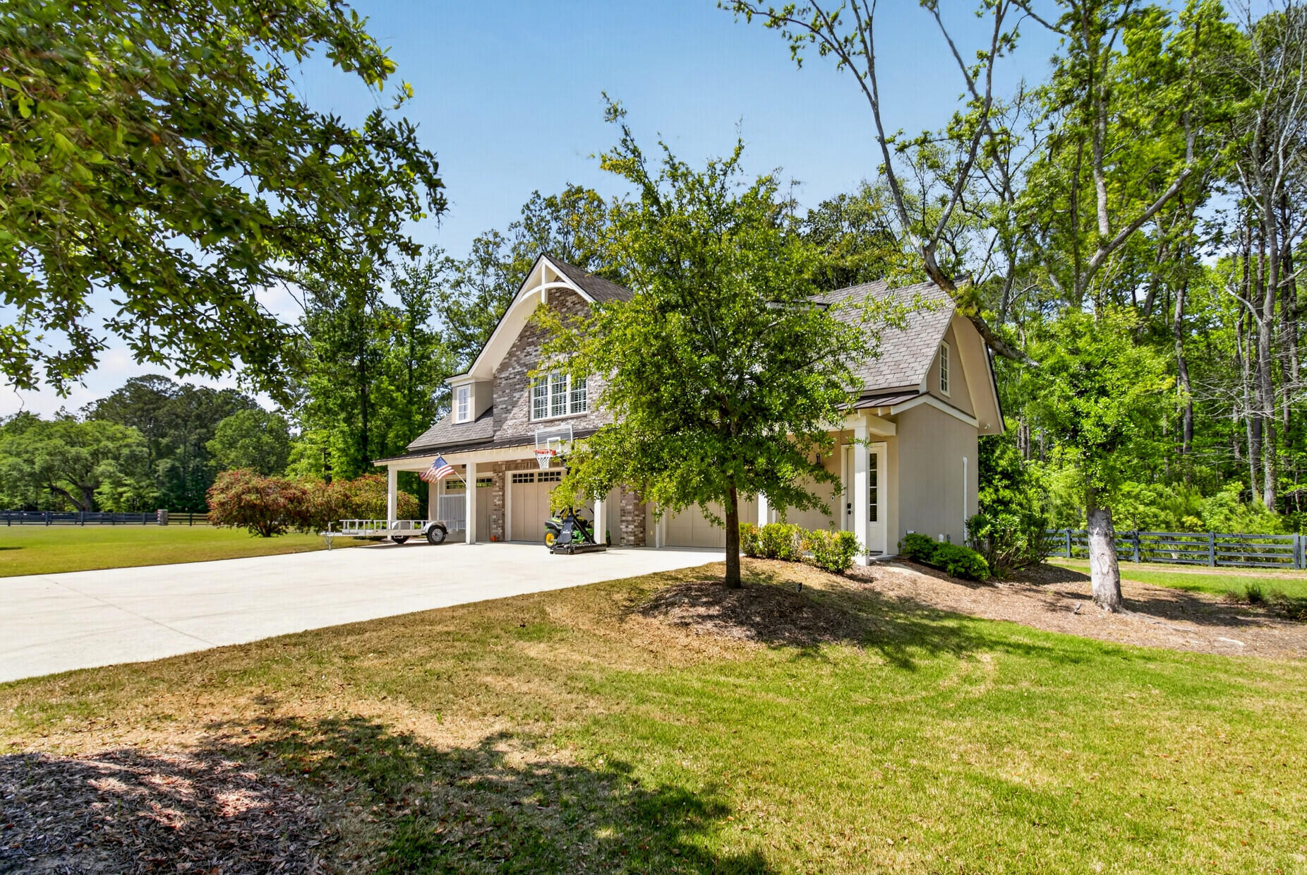 1484 Old Rosebud Trail