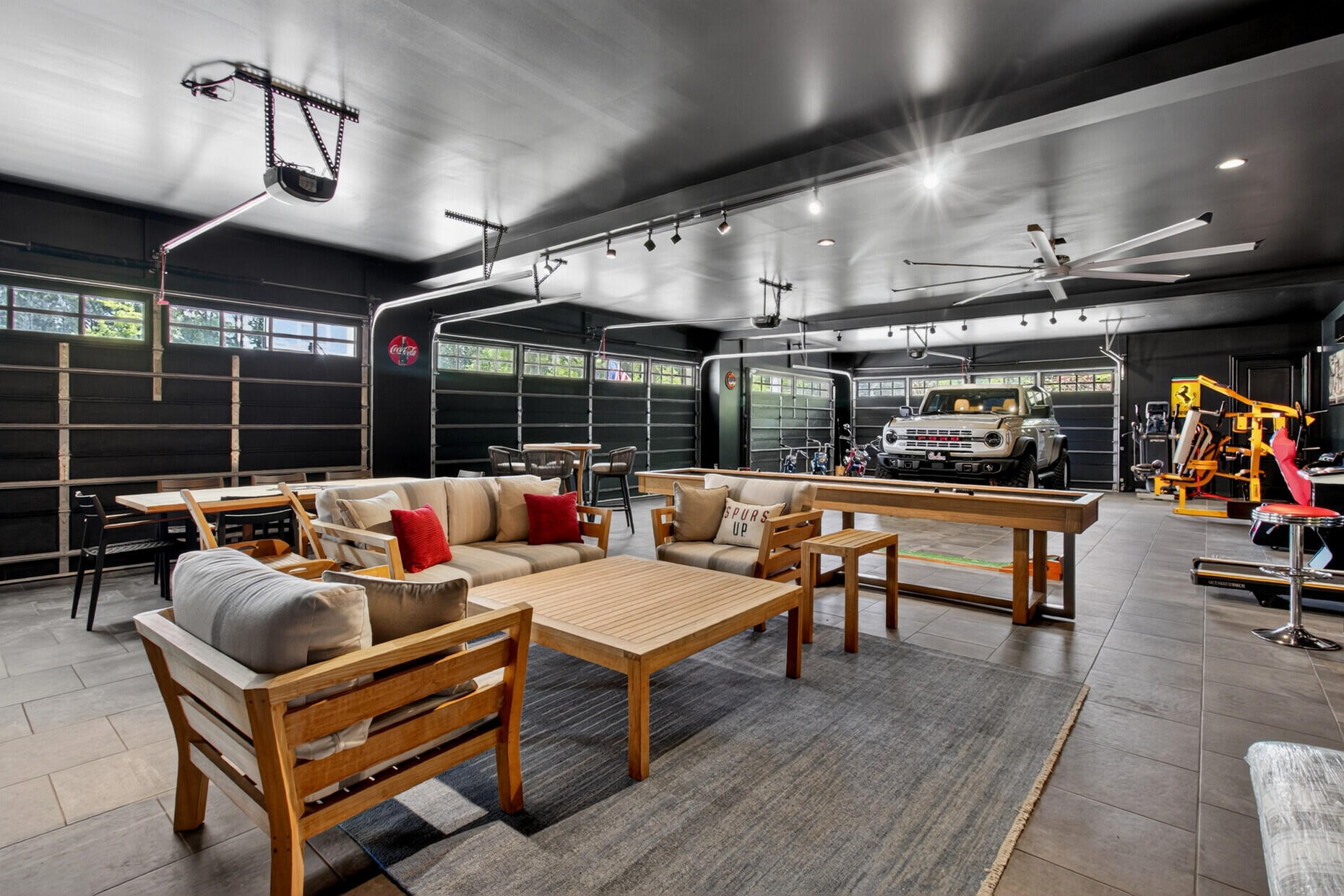 1484 Old Rosebud Trail