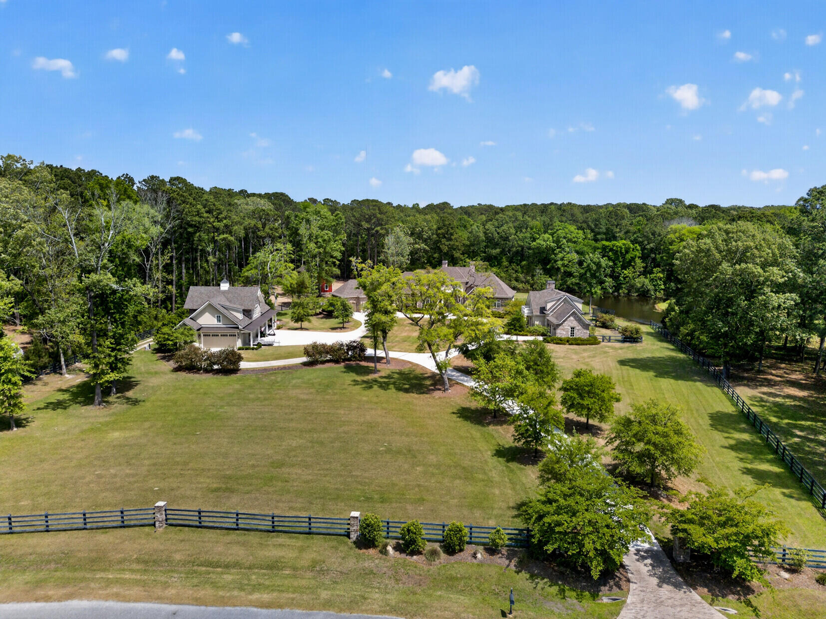 1484 Old Rosebud Trail