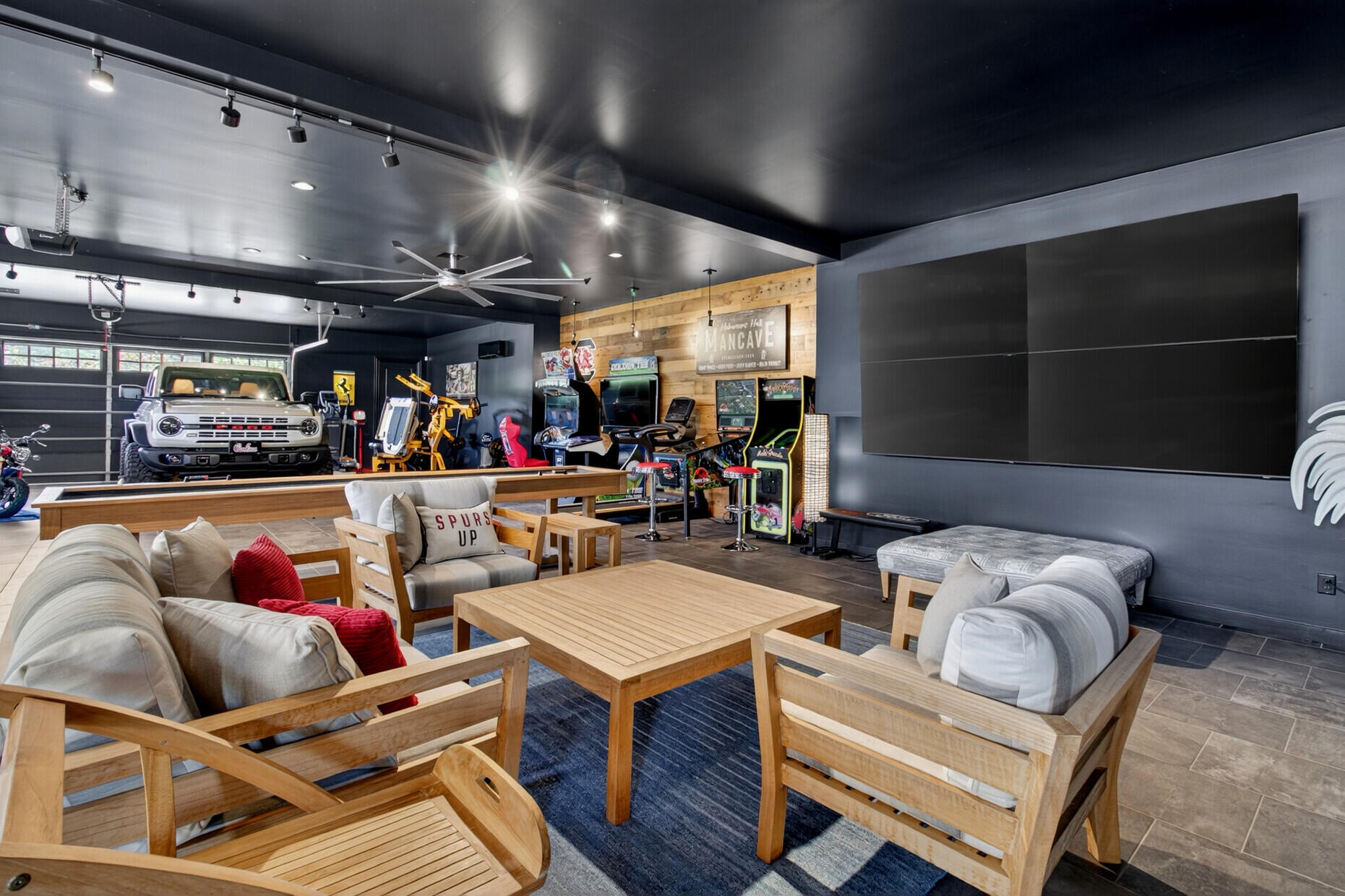 1484 Old Rosebud Trail