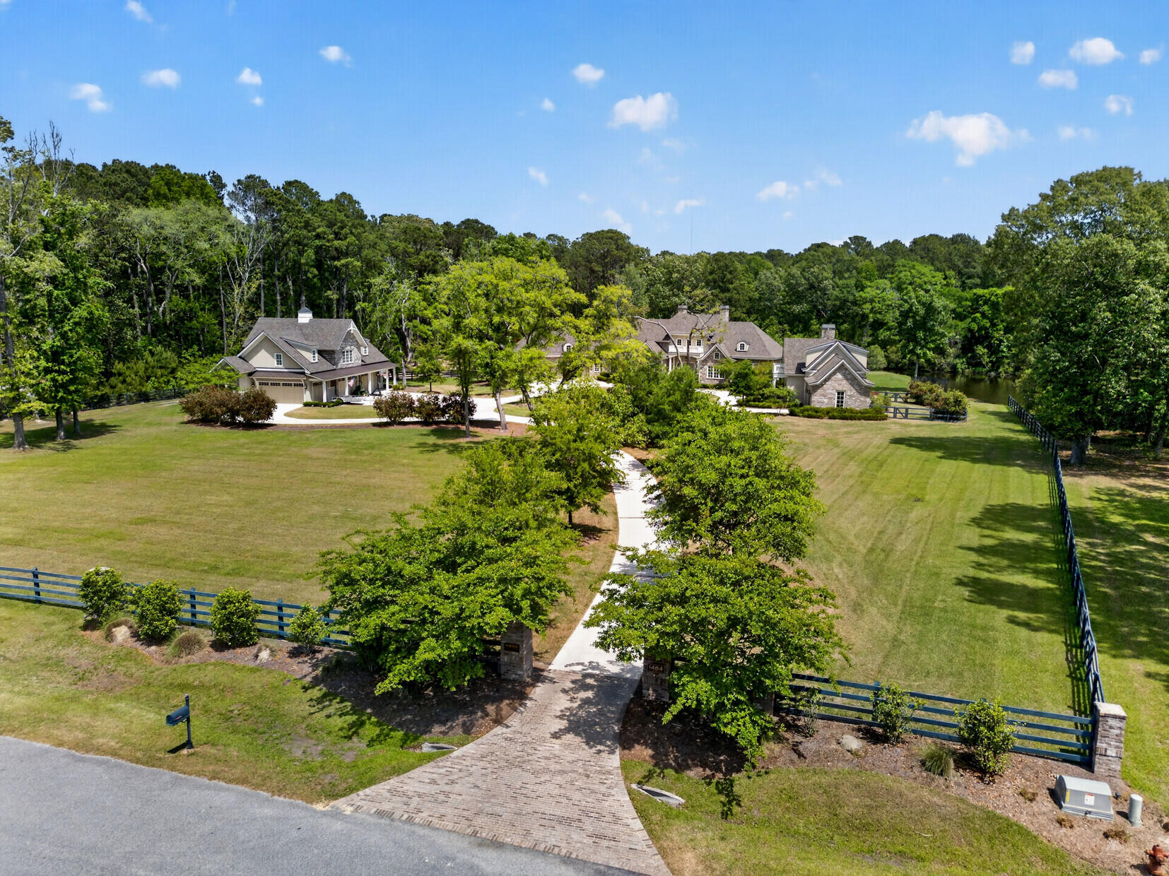 1484 Old Rosebud Trail