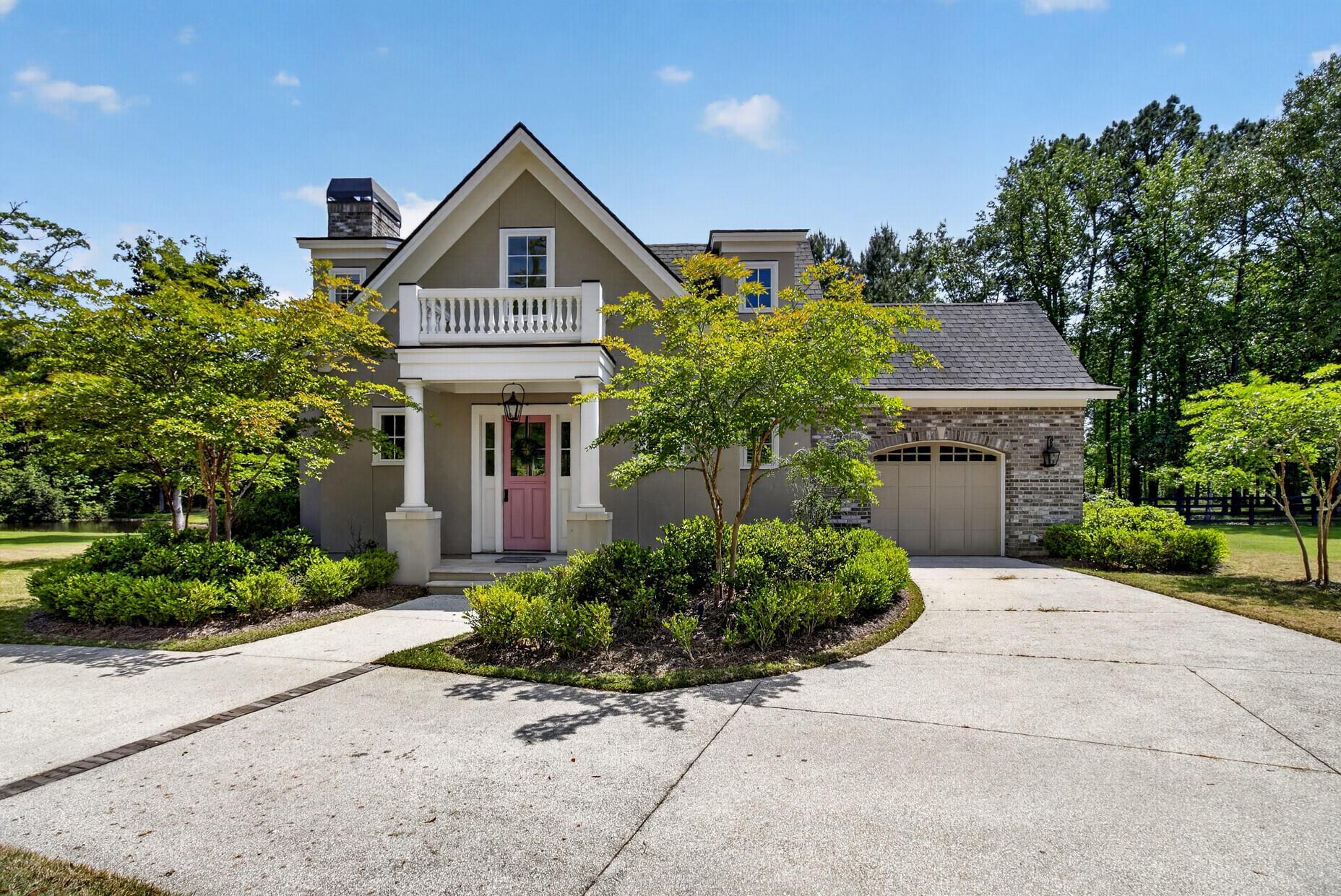 1484 Old Rosebud Trail