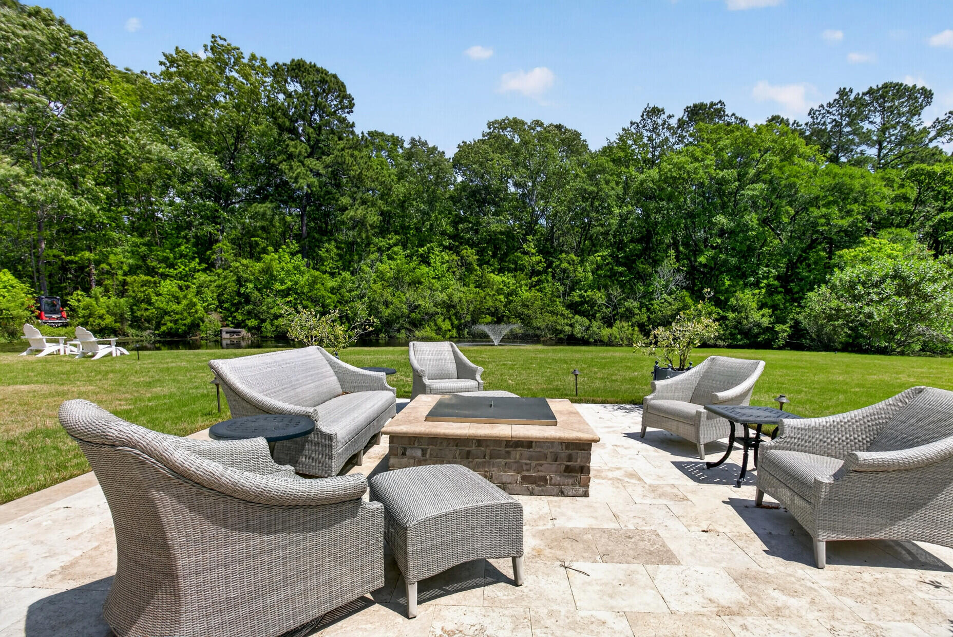 1484 Old Rosebud Trail