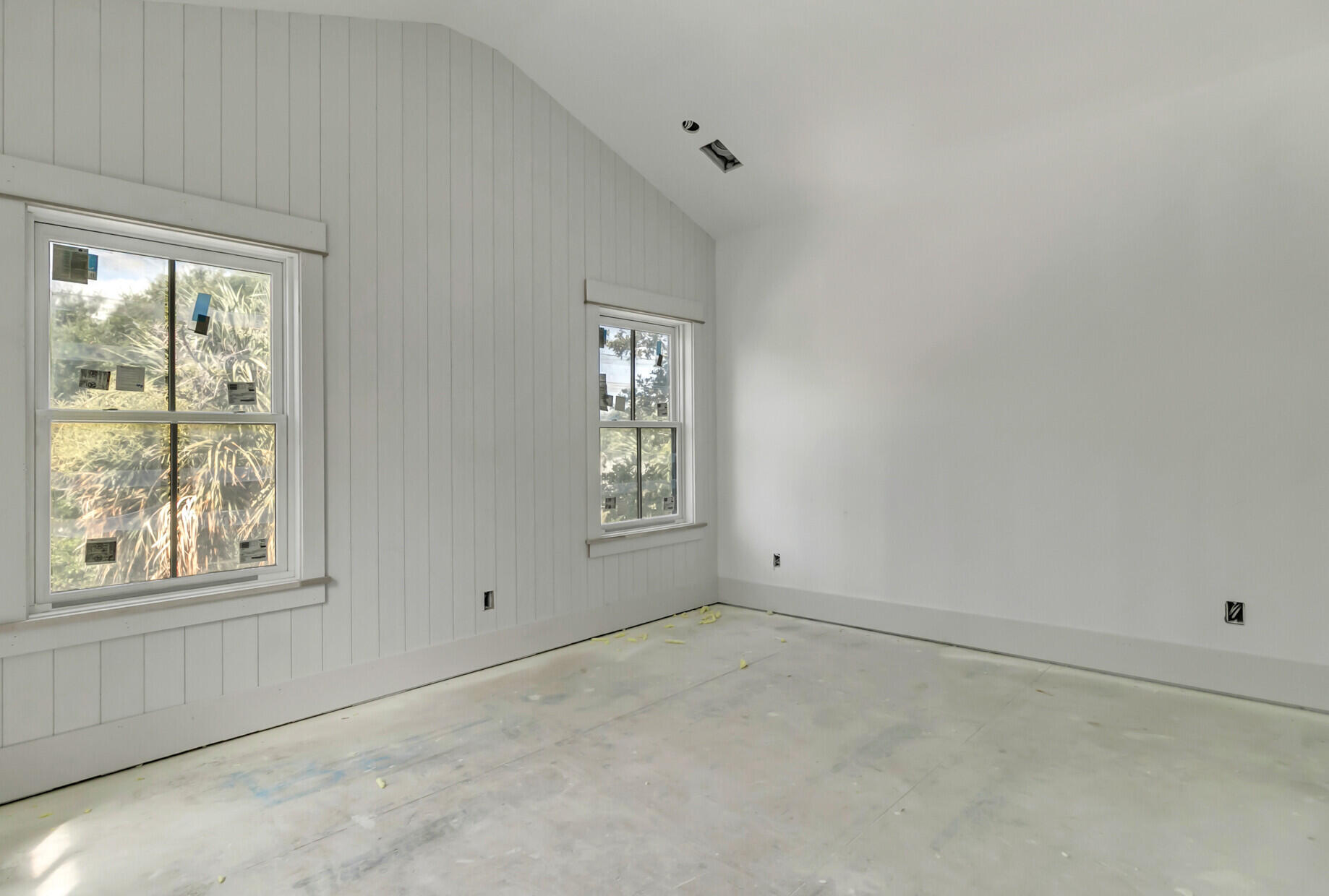 11 25th Avenue