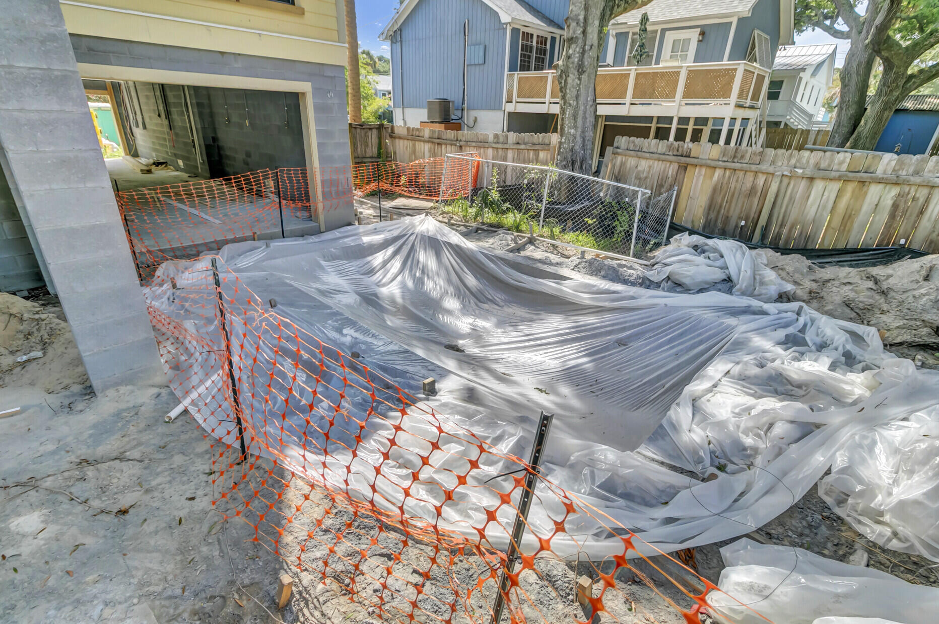 11 25th Avenue