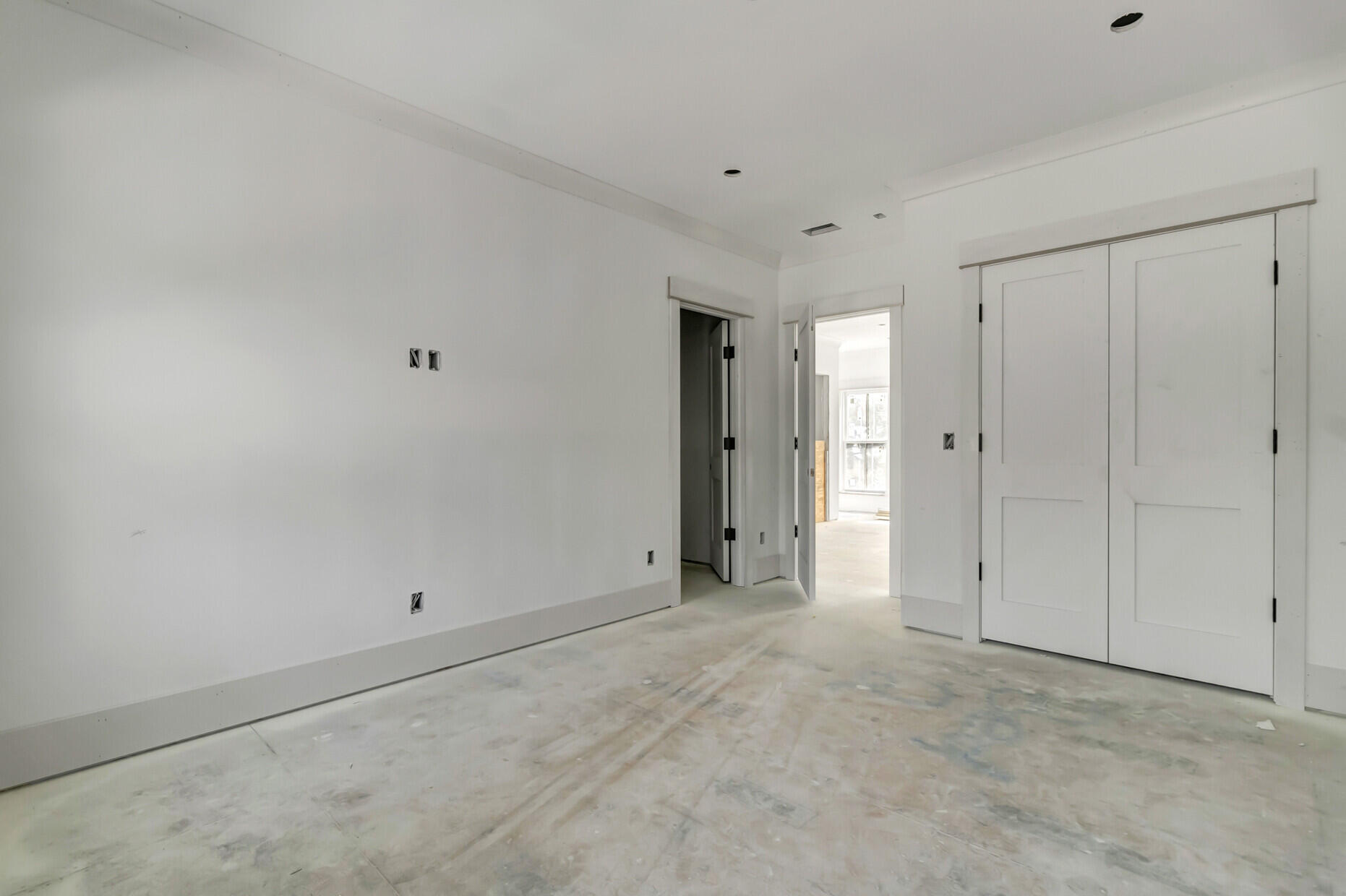11 25th Avenue