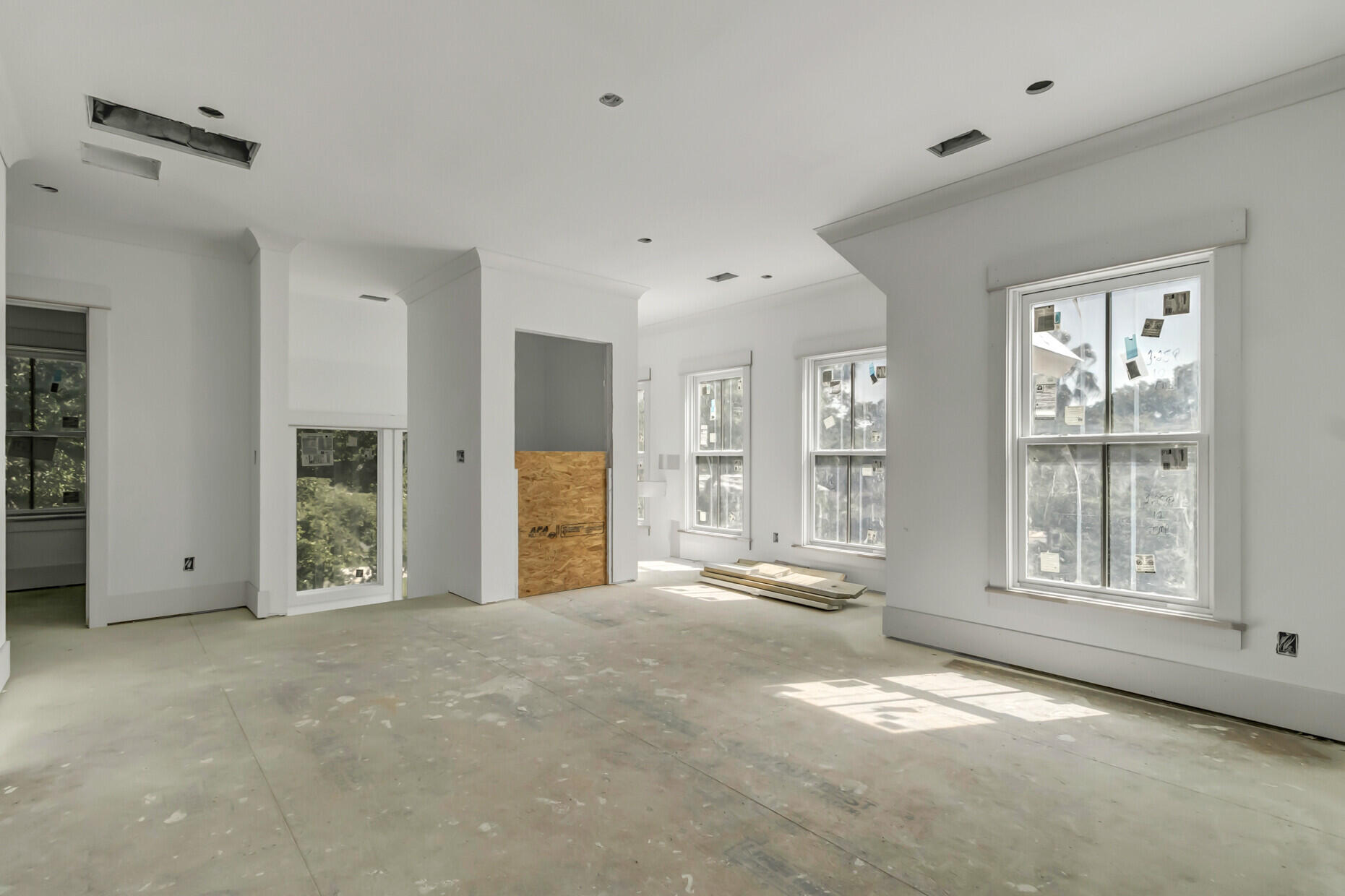 11 25th Avenue