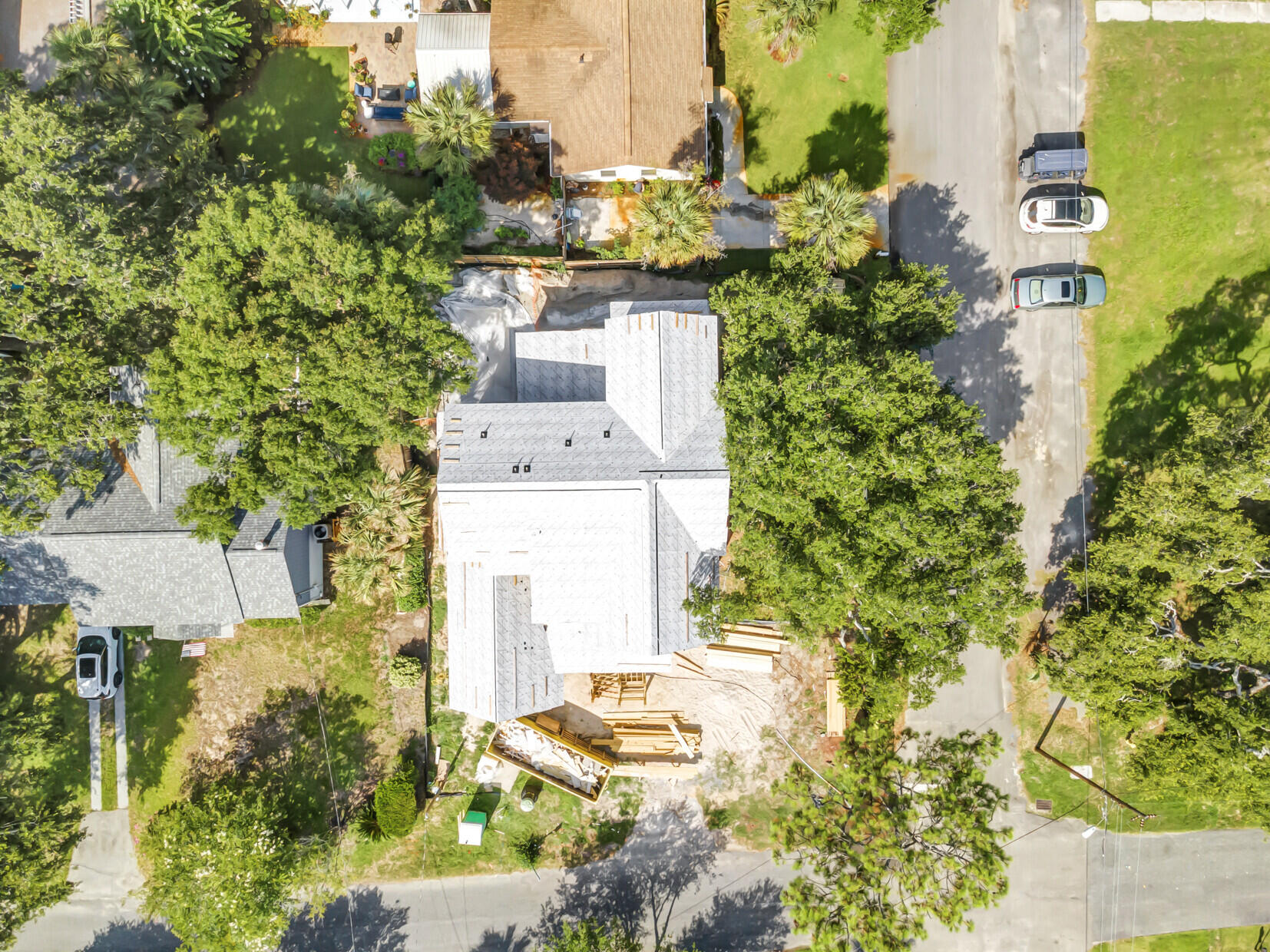 11 25th Avenue