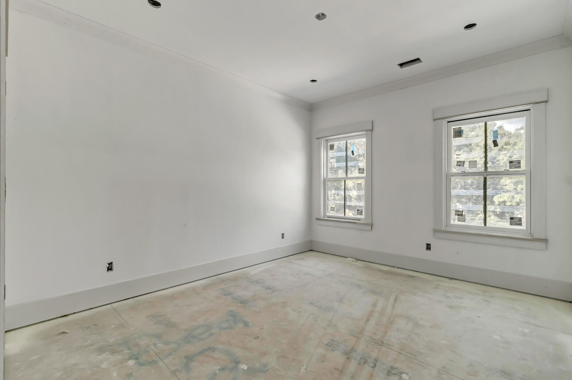 11 25th Avenue