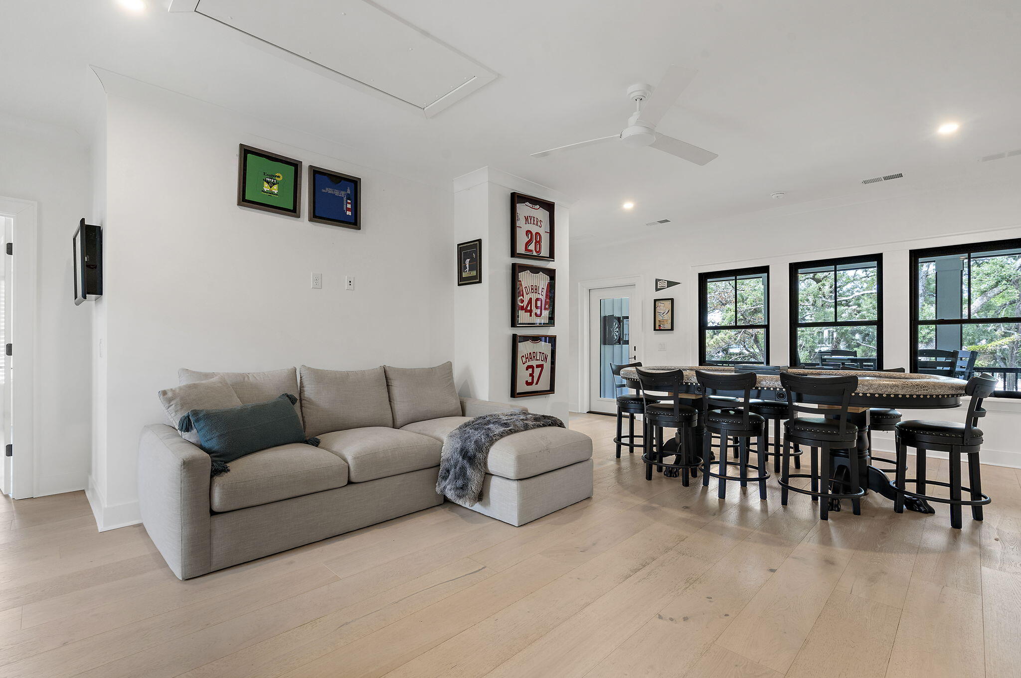 19 26th Avenue