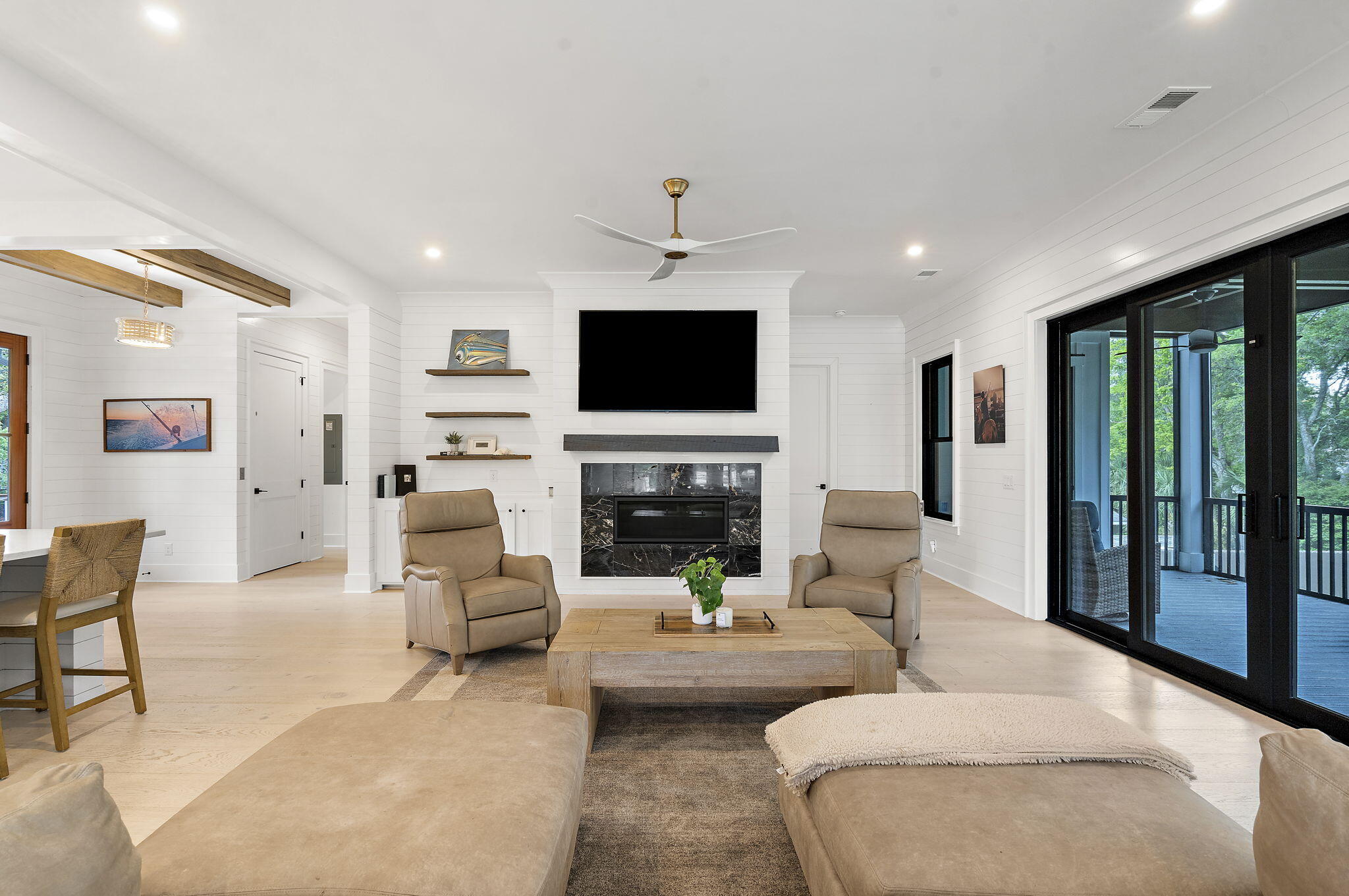 19 26th Avenue