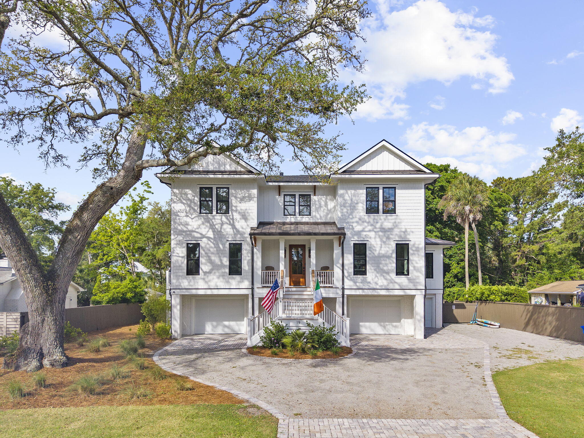 19 26th Avenue