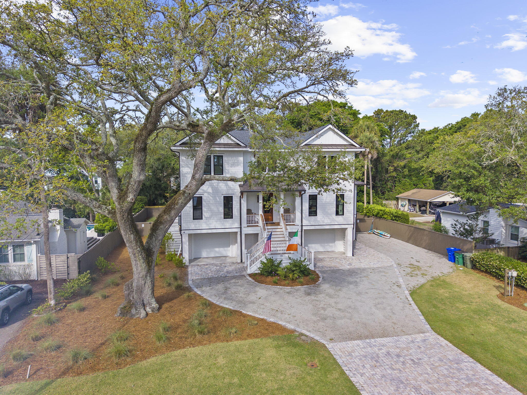 19 26th Avenue