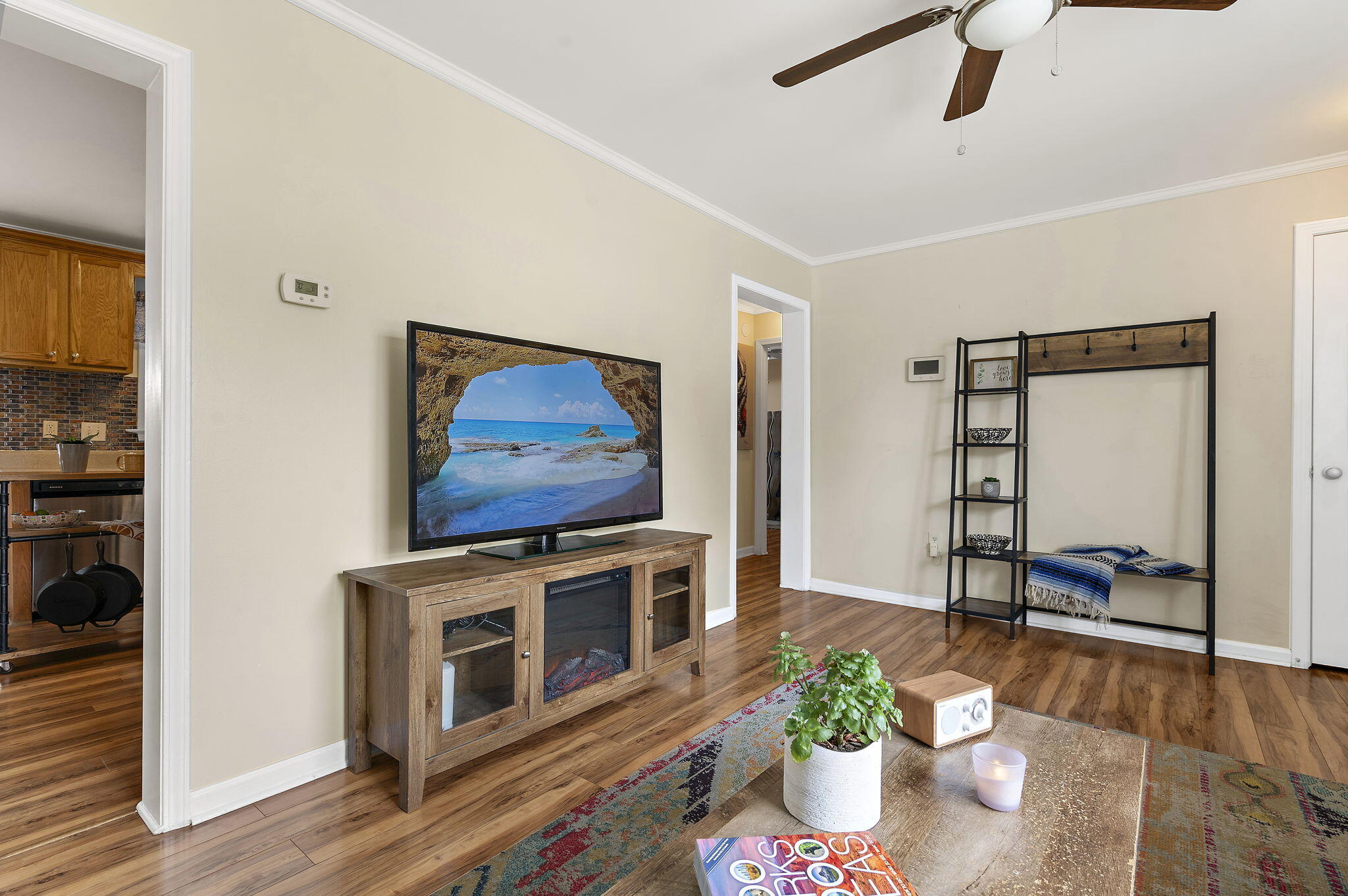 916 Hillsboro Drive