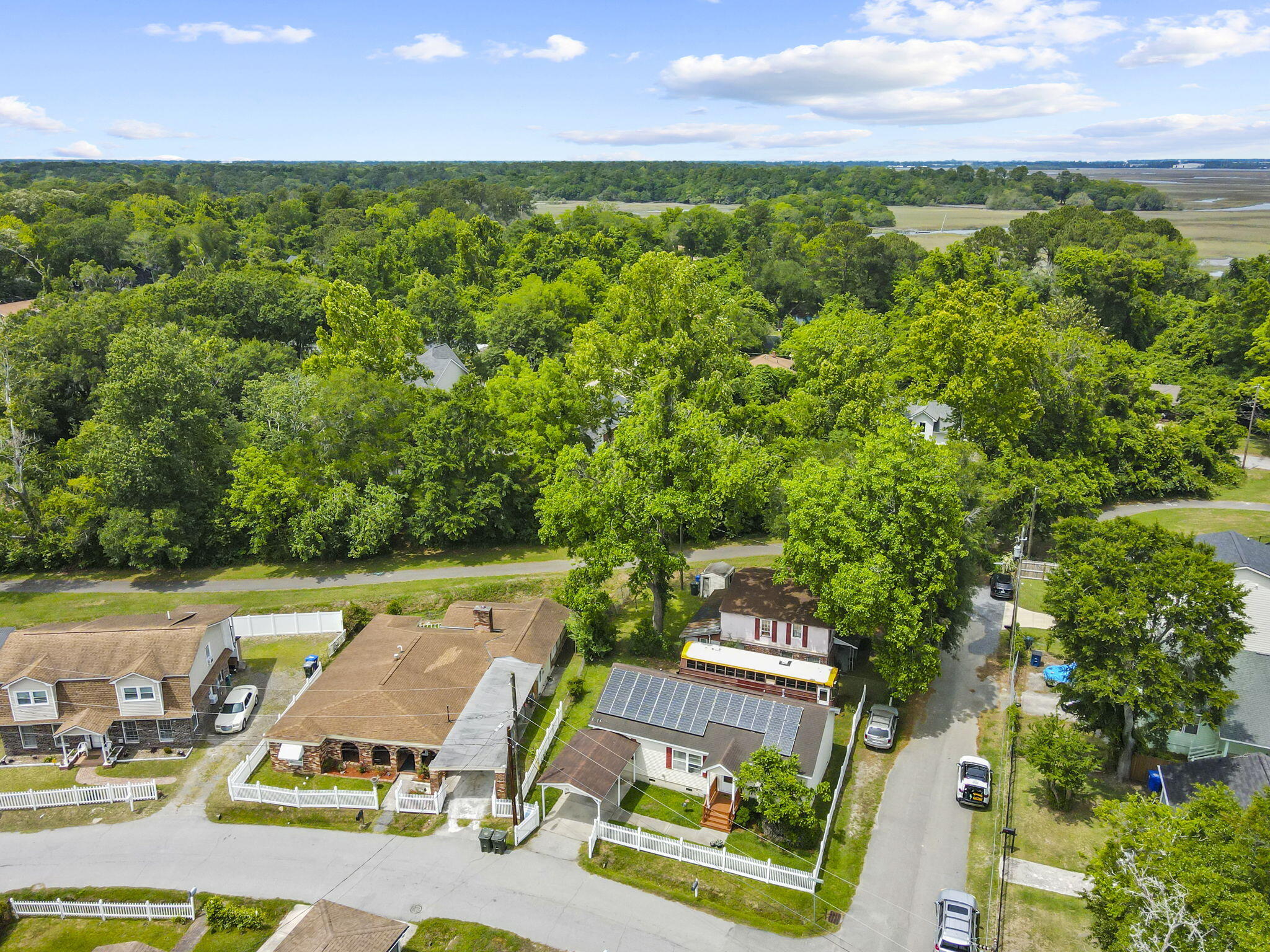 916 Hillsboro Drive