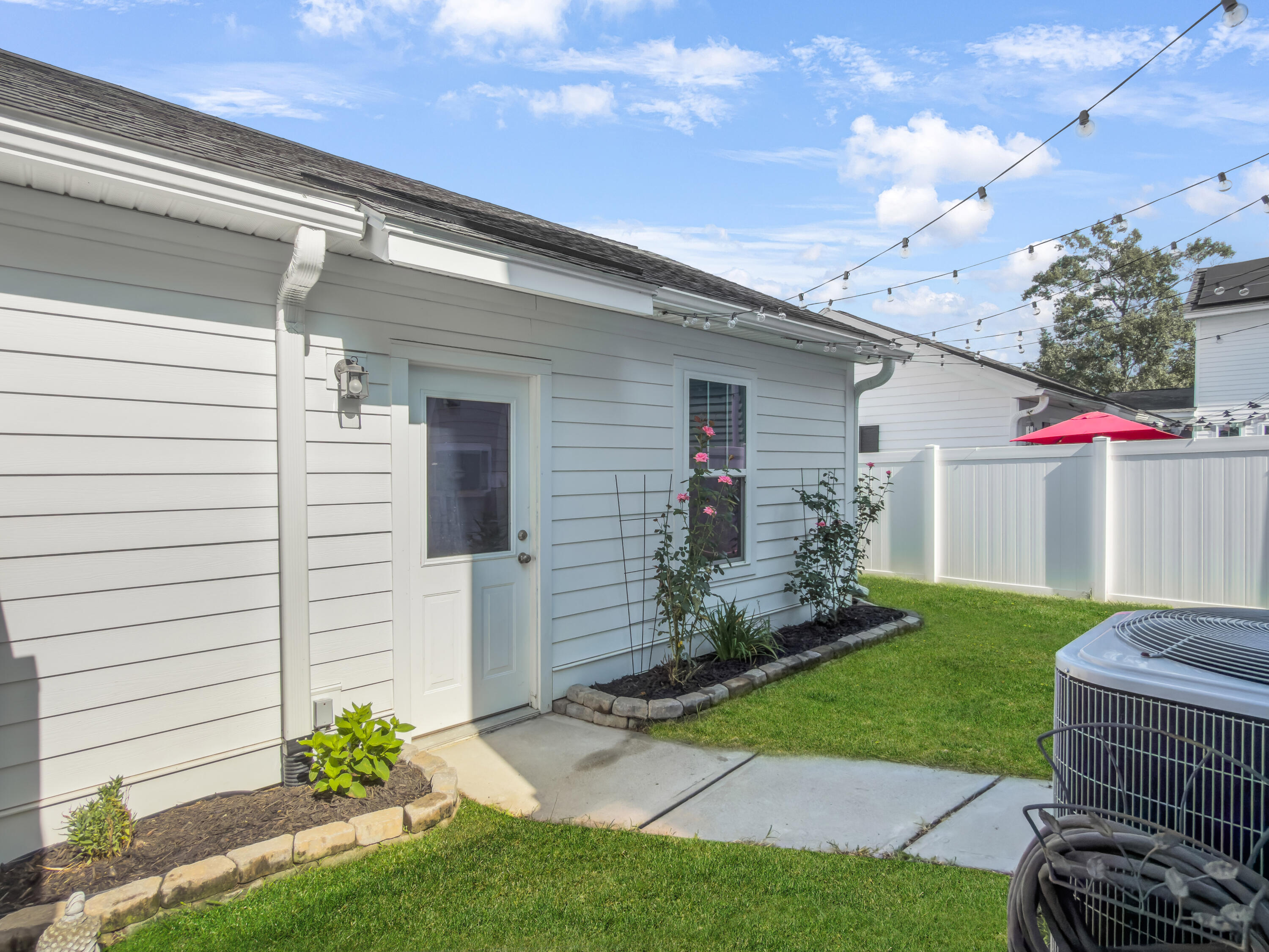 860 Rue Drive