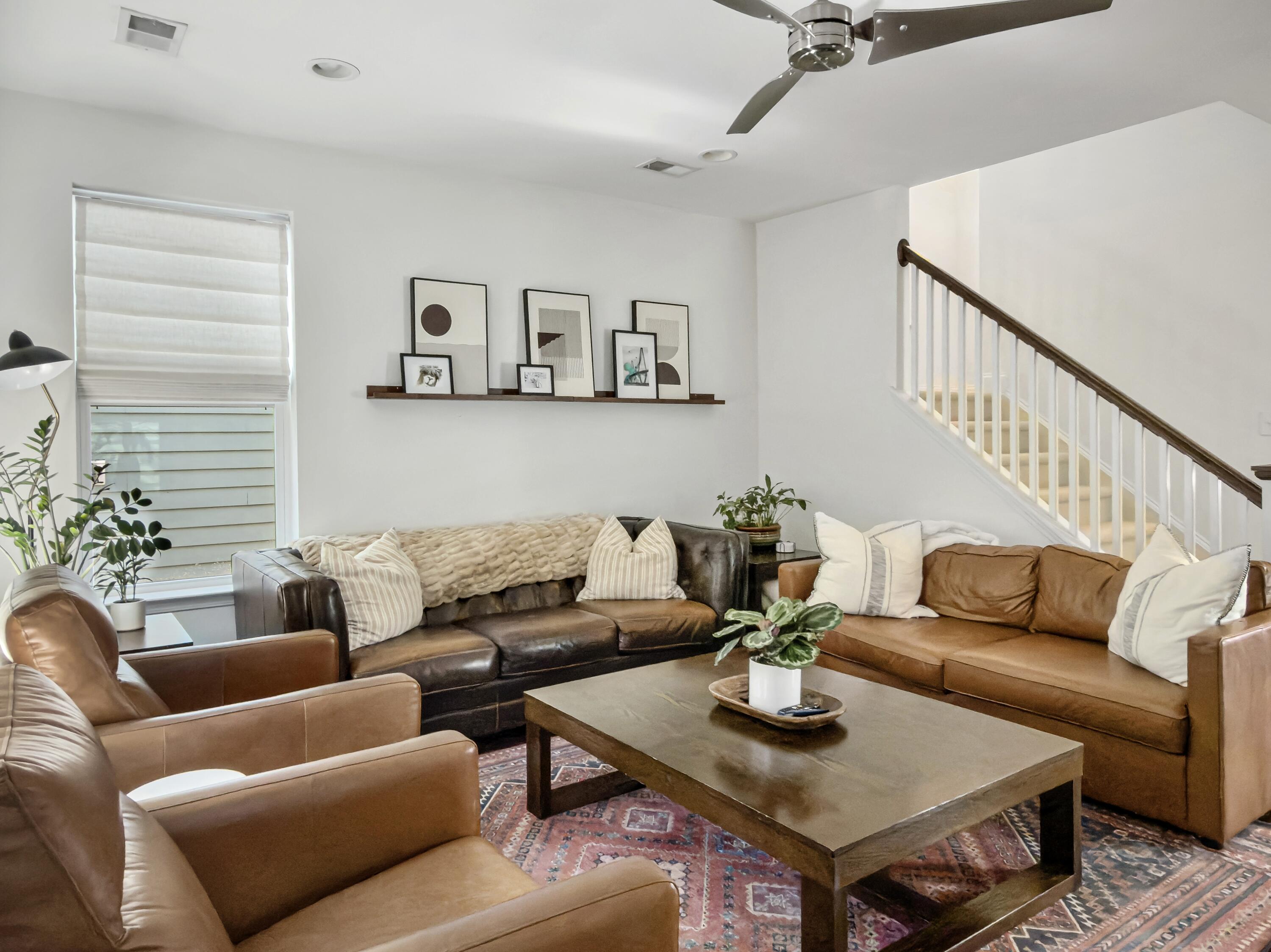860 Rue Drive