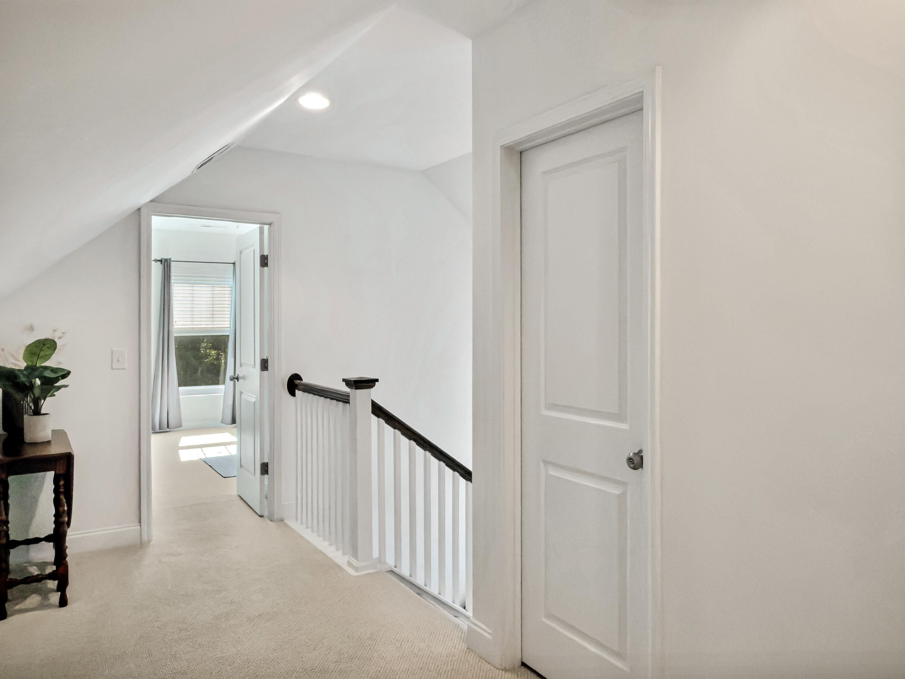 860 Rue Drive