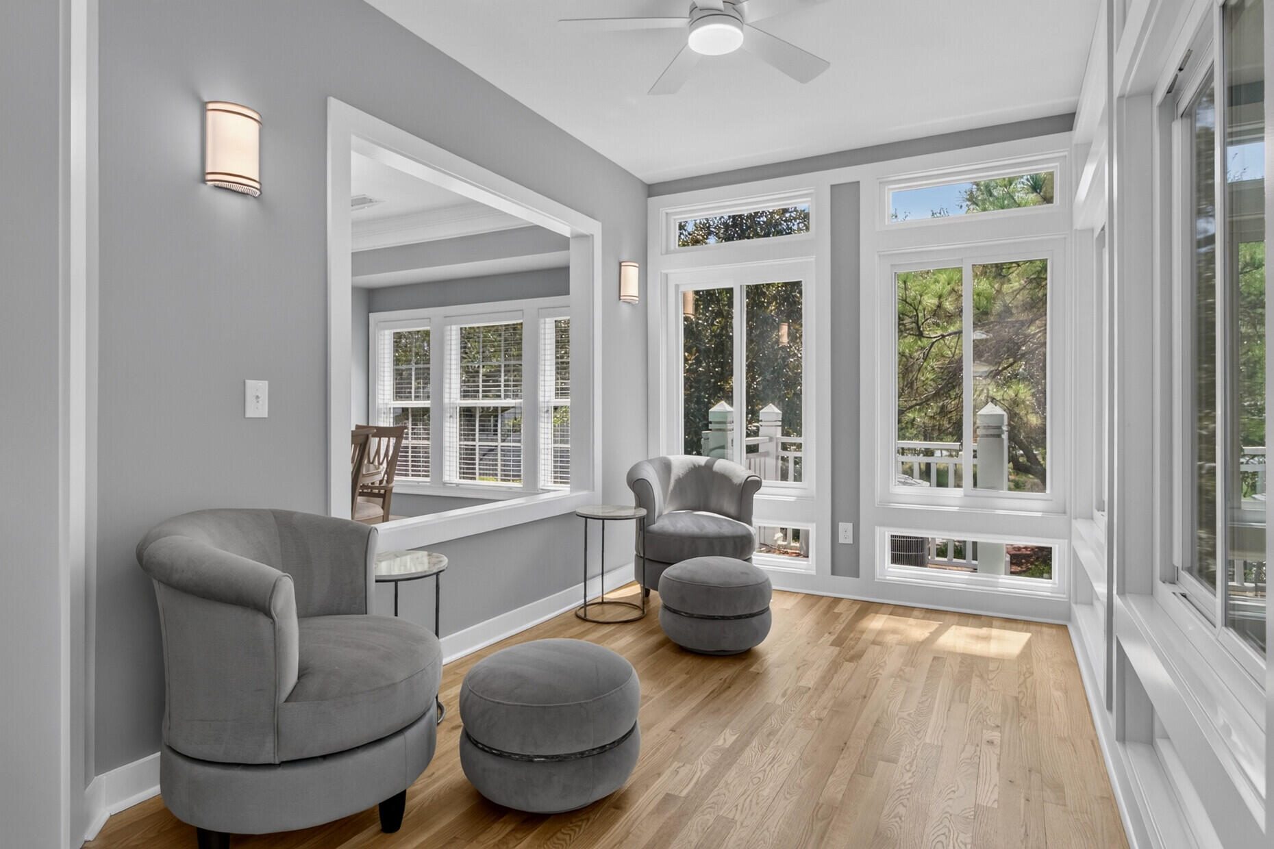1560 Sea Palms Crescent