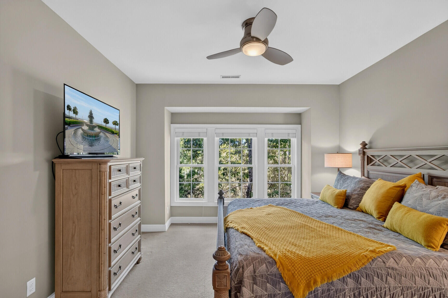 1560 Sea Palms Crescent