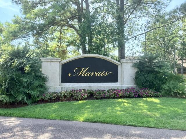 1560 Sea Palms Crescent