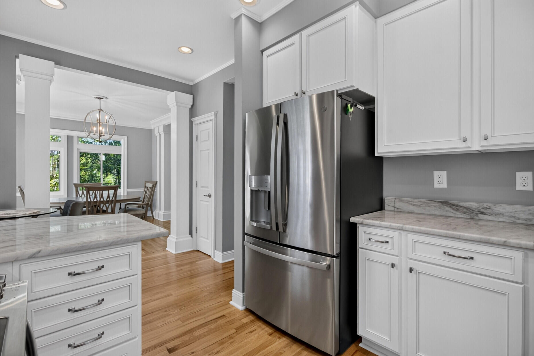 1560 Sea Palms Crescent