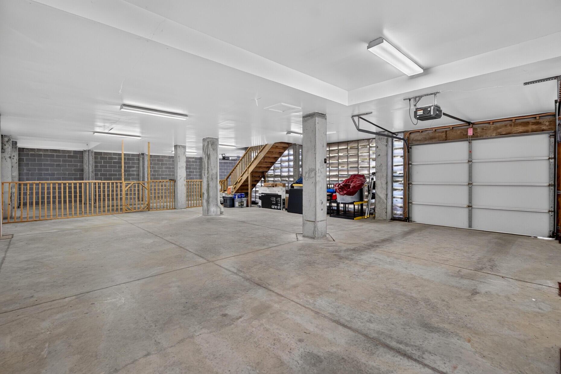 1560 Sea Palms Crescent