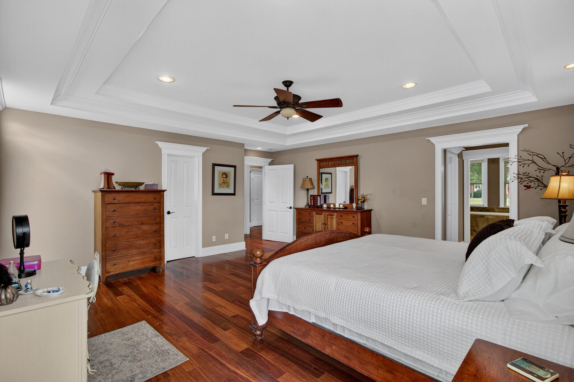 208 Holly Inn Road