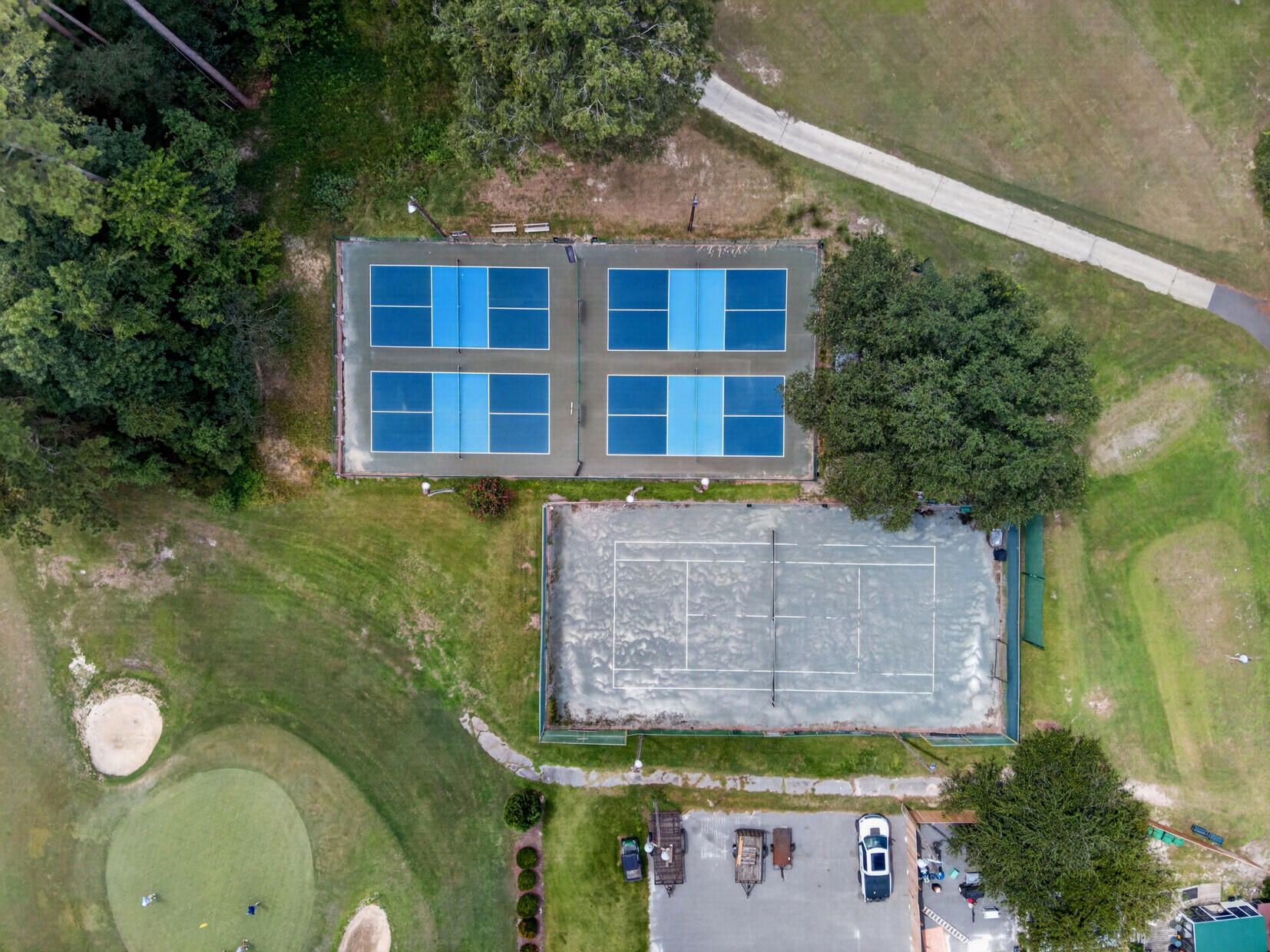 208 Holly Inn Road
