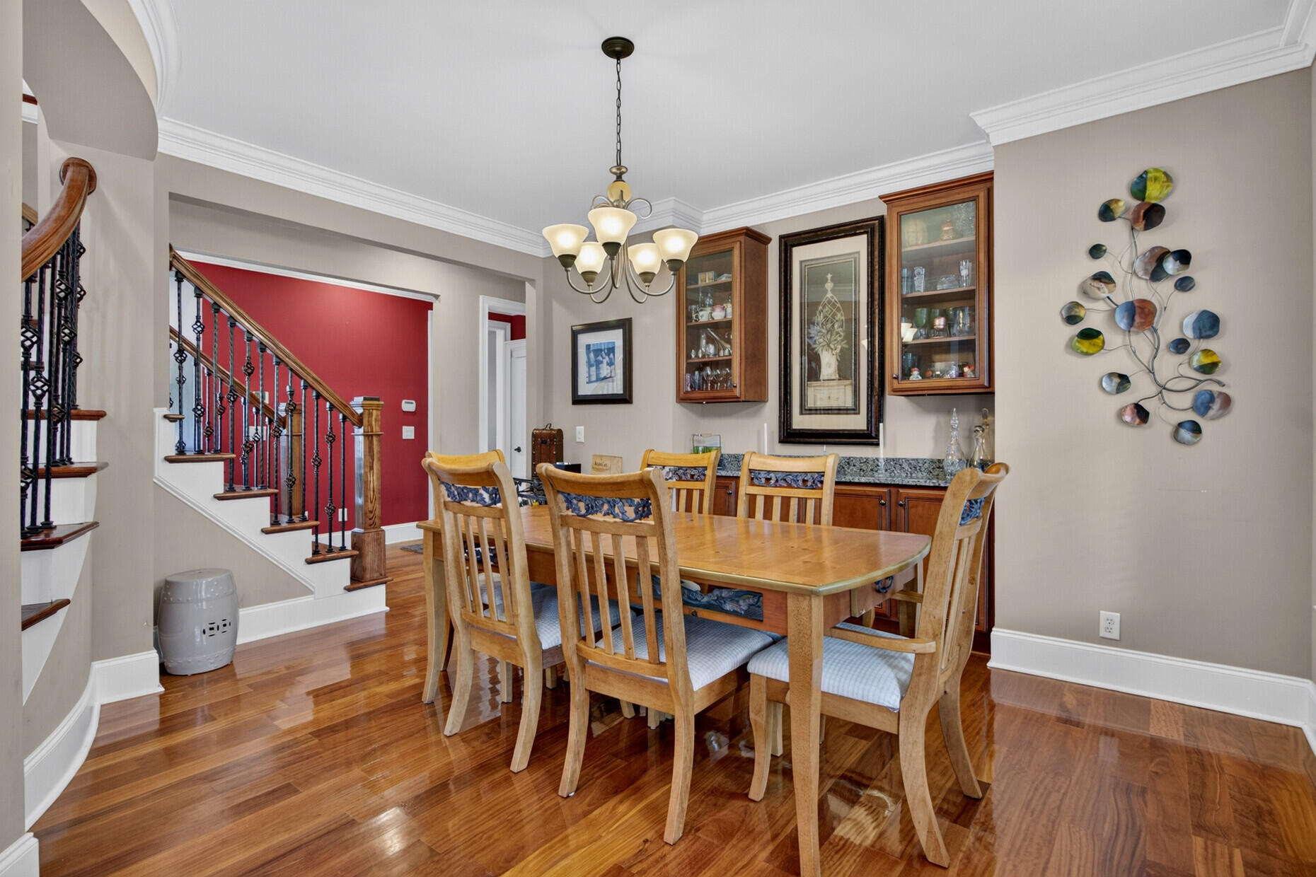 208 Holly Inn Road