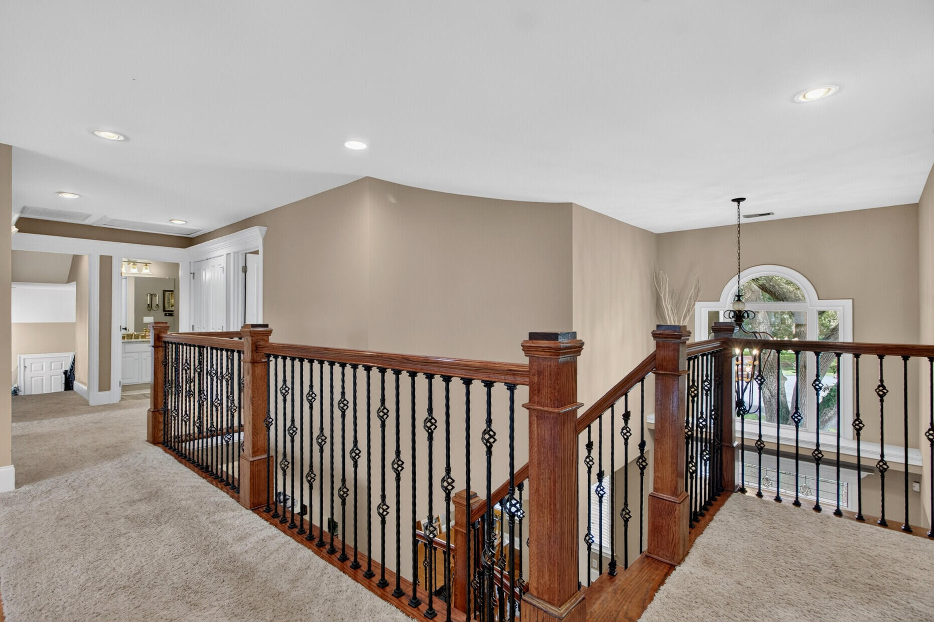 208 Holly Inn Road