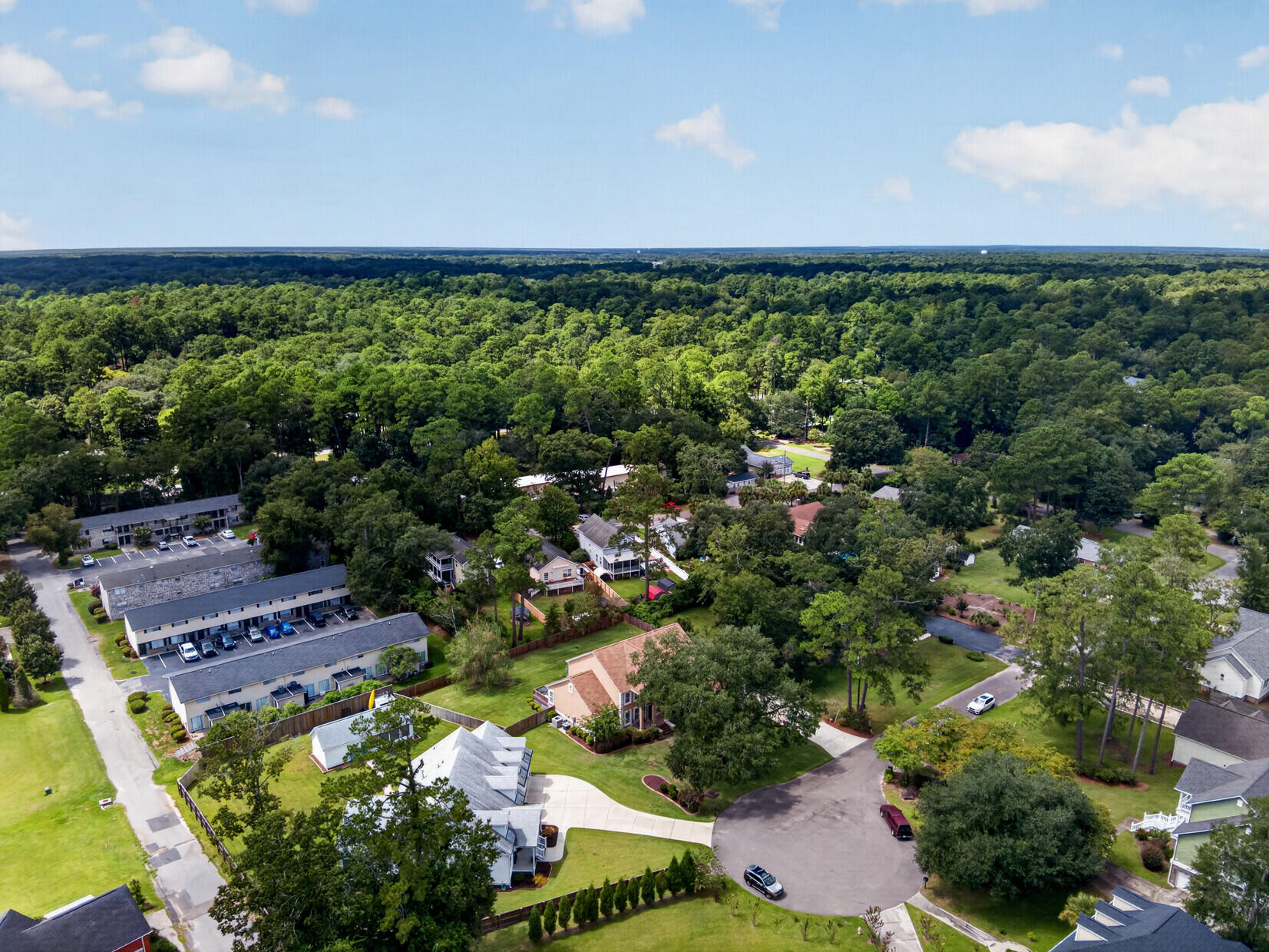 208 Holly Inn Road